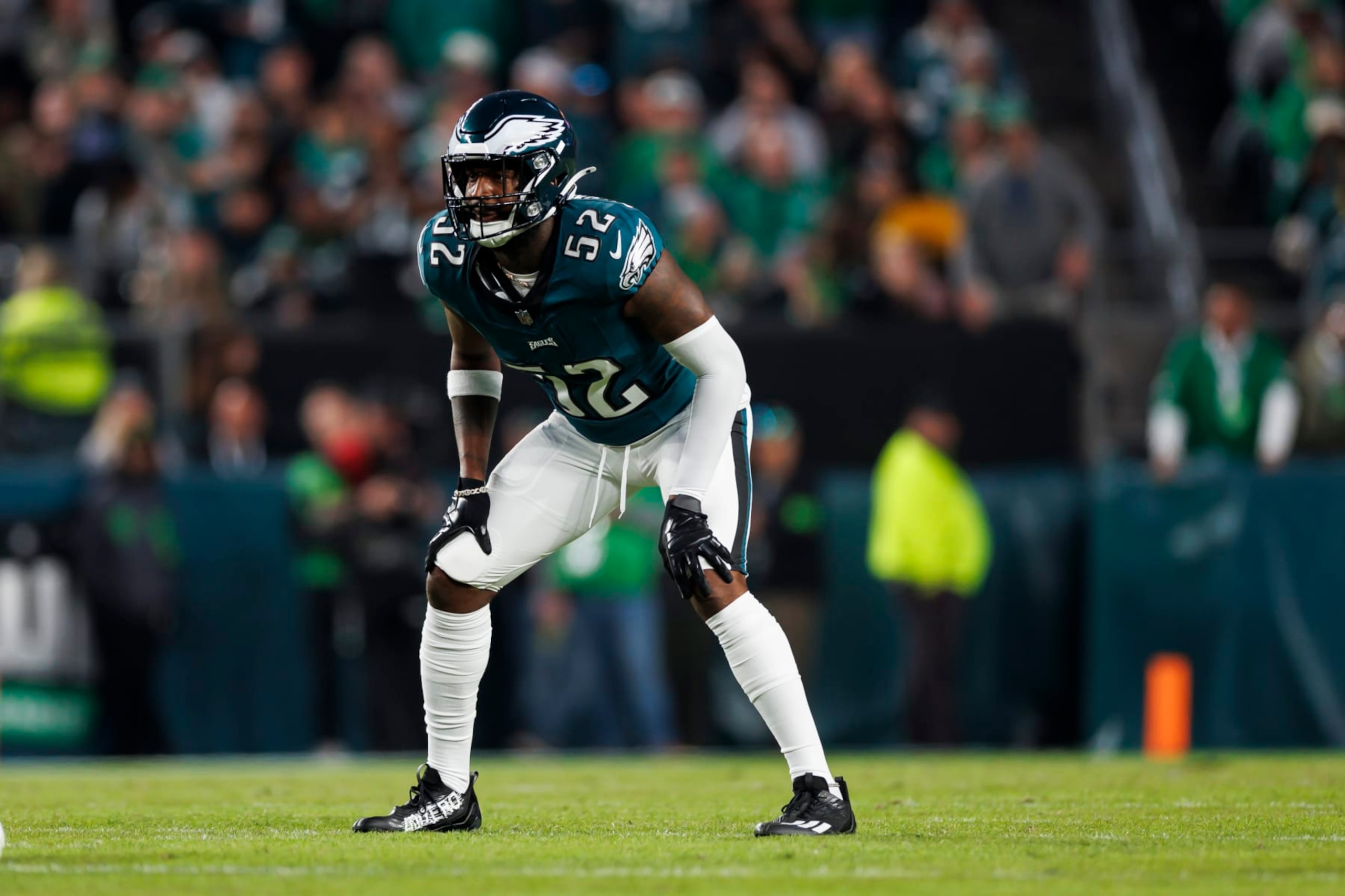 PHILADELPHIA, PENNSYLVANIA - NOVEMBER 05: Zach Cunningham #52 of the Philadelphia Eagles defends in coverage during an NFL football game against the Dallas Cowboys at Lincoln Financial Field on November 5, 2023 in Philadelphia, Pennsylvania. (Photo by Ryan Kang/Getty Images) PHILADELPHIA, PENNSYLVANIA - NOVEMBER 05: Zach Cunningham #52 of the Philadelphia Eagles defends in coverage during an NFL football game against the Dallas Cowboys at Lincoln Financial Field on November 5, 2023 in Philadelphia, Pennsylvania. (Photo by Ryan Kang/Getty Images)