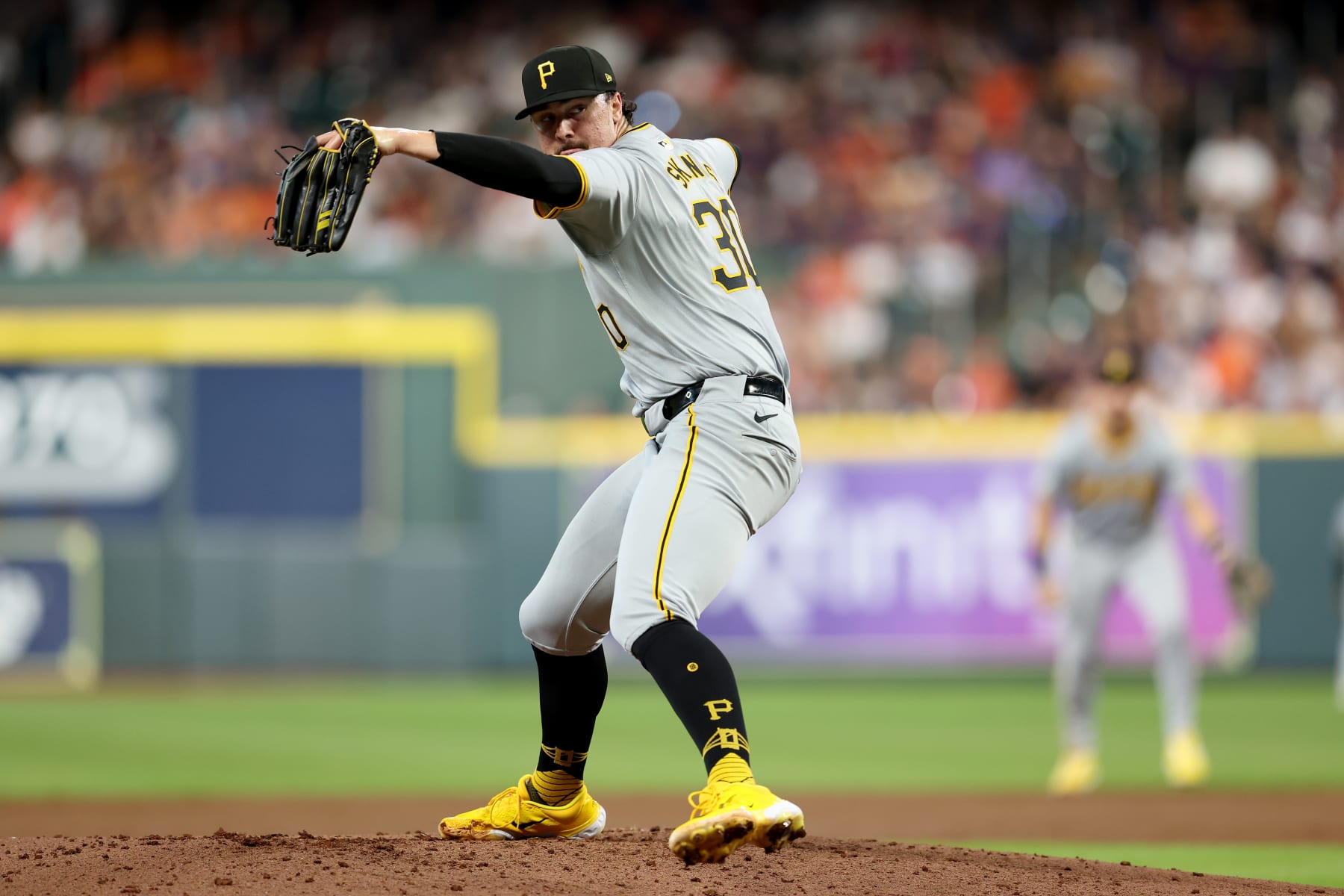 HOUSTON, TEXAS - JULY 29: Paul Skenes #30 of the Pittsburgh Pirates pitches in the third inning against the Houston Astros at Minute Maid Park on July 29, 2024 in Houston, Texas. (Photo by Tim Warner/Getty Images)