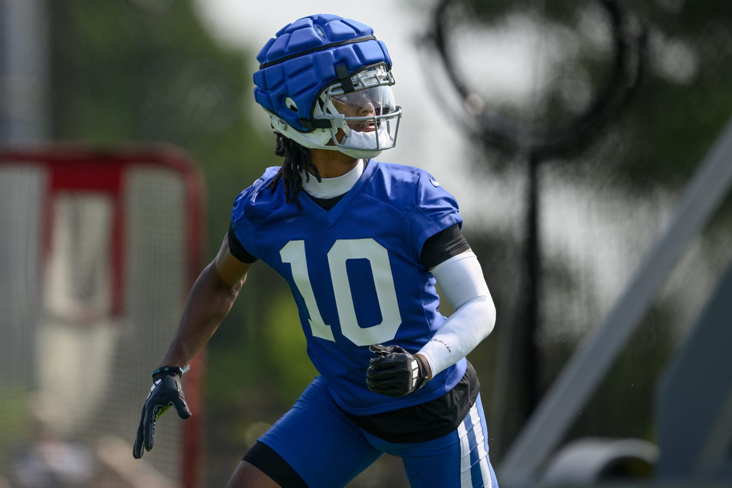 WESTFIELD, IN - JULY 25: Indianapolis Colts wide receiver Adonai Mitchell (10) runs through a drill during the Indianapolis Colts training camp practice on July 25, 2024 at the Grand Park Sports Campus in Westfield, IN. (Photo by Zach Bolinger/Icon Sportswire via Getty Images) WESTFIELD, IN - JULY 25: Indianapolis Colts wide receiver Adonai Mitchell (10) runs through a drill during the Indianapolis Colts training camp practice on July 25, 2024 at the Grand Park Sports Campus in Westfield, IN. (Photo by Zach Bolinger/Icon Sportswire via Getty Images)