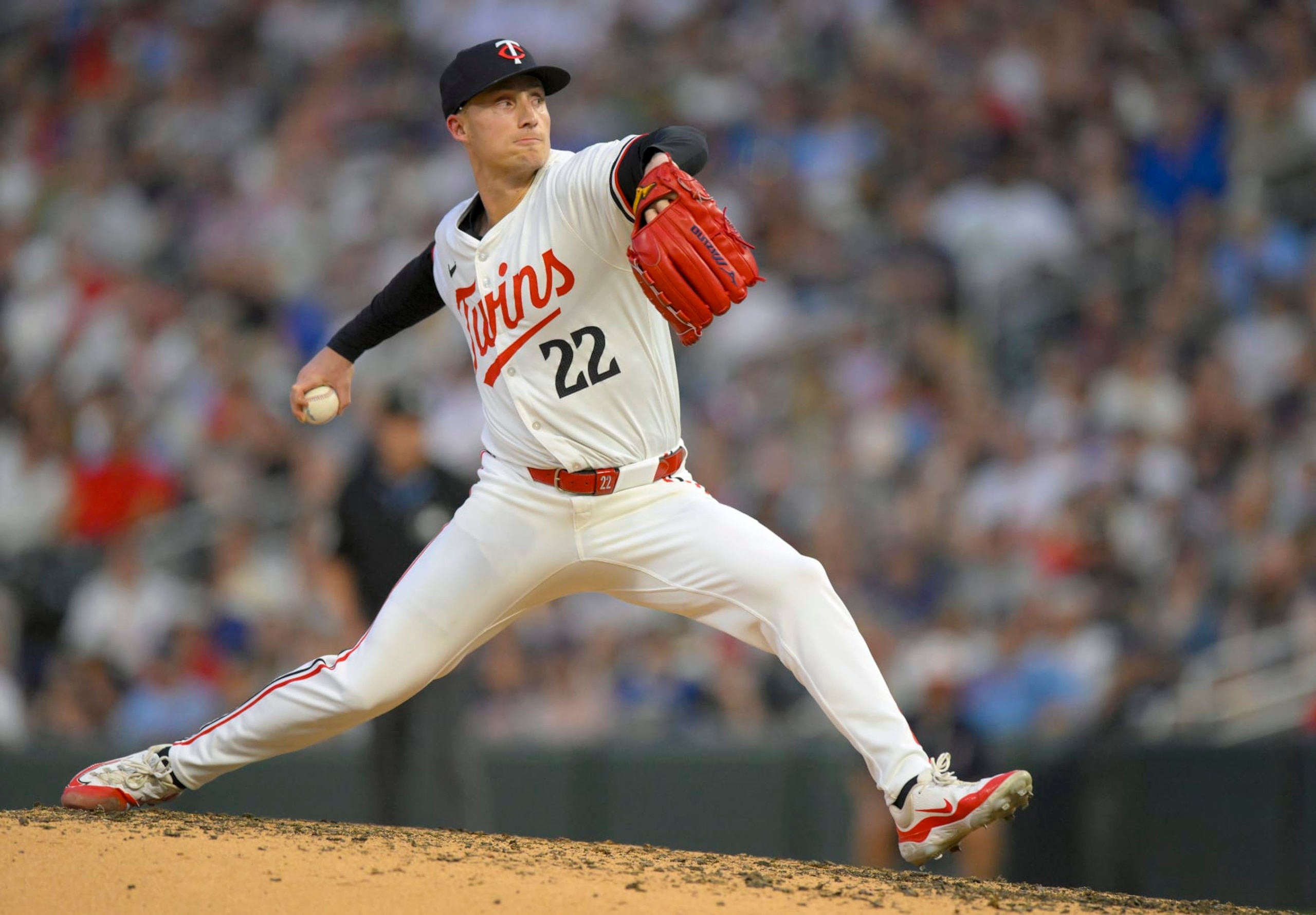 MINNEAPOLIS, MN - AUGUST 03: Minnesota Twins relief pitcher Griffin Jax (22) delivers a pitch during the eighth inning of a MLB game between the Minnesota Twins and Chicago White Sox on August 3, 2024, at Target Field in Minneapolis, MN. (Photo by Nick Wosika/Icon Sportswire via Getty Images)