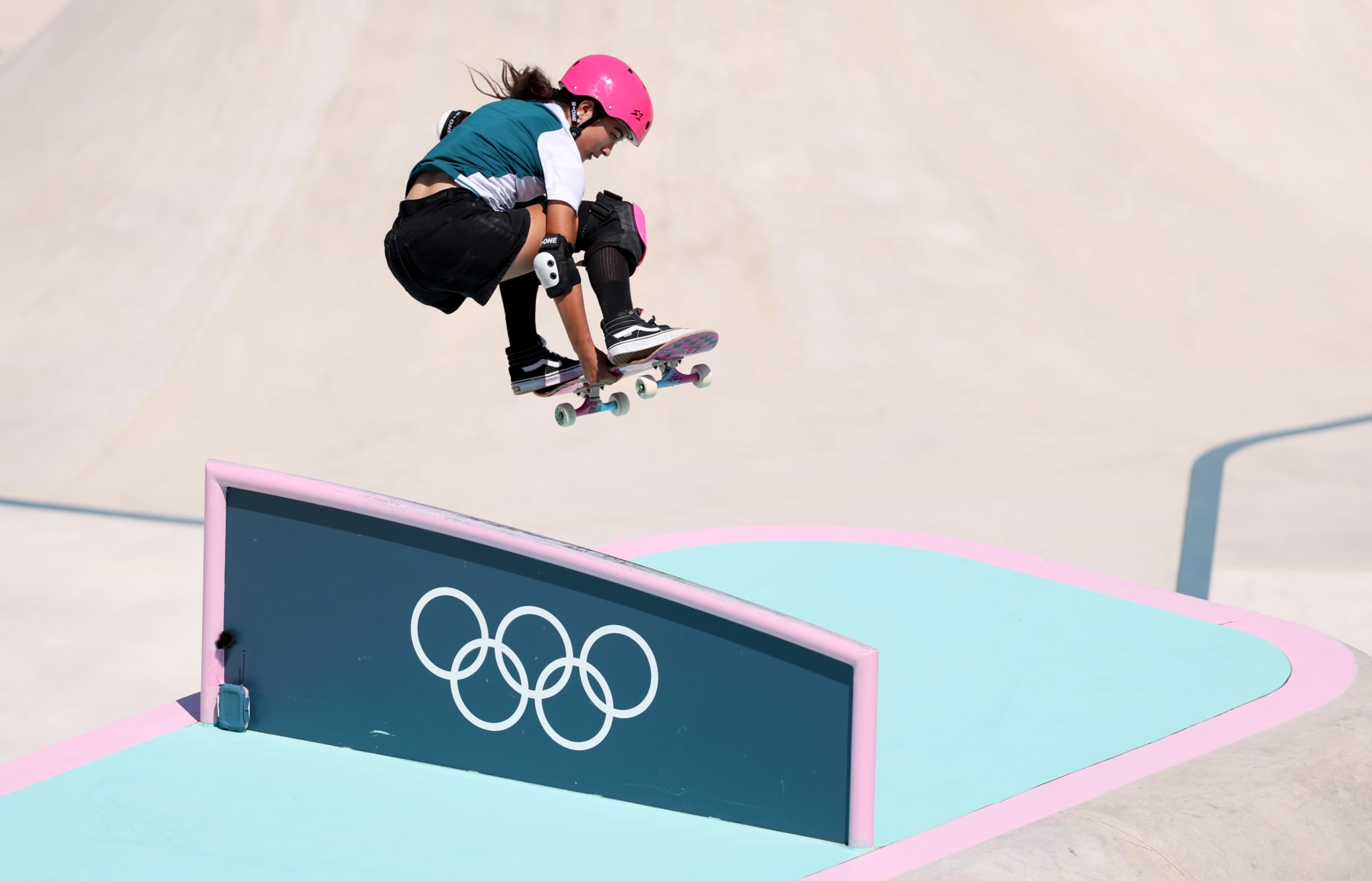 PARIS, FRANCE - AUGUST 06: Arisa Trew of Team Australia warms up prior to the Women's Park Prelims on day eleven of the Olympic Games Paris 2024 at Place de la Concorde on August 06, 2024 in Paris, France. (Photo by Alex Pantling/Getty Images)