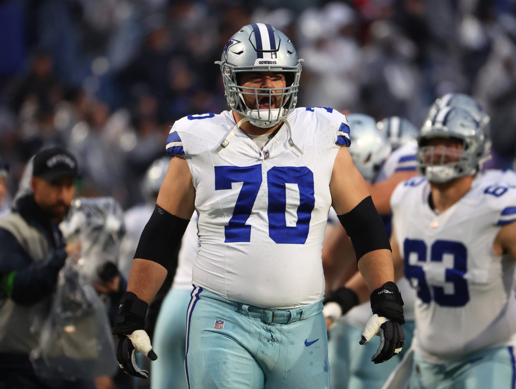 ORCHARD PARK, NEW YORK - DECEMBER 17: Zack Martin #70 of the Dallas Cowboys before a game against the Buffalo Bills at Highmark Stadium on December 17, 2023 in Orchard Park, New York. (Photo by Timothy T Ludwig/Getty Images)