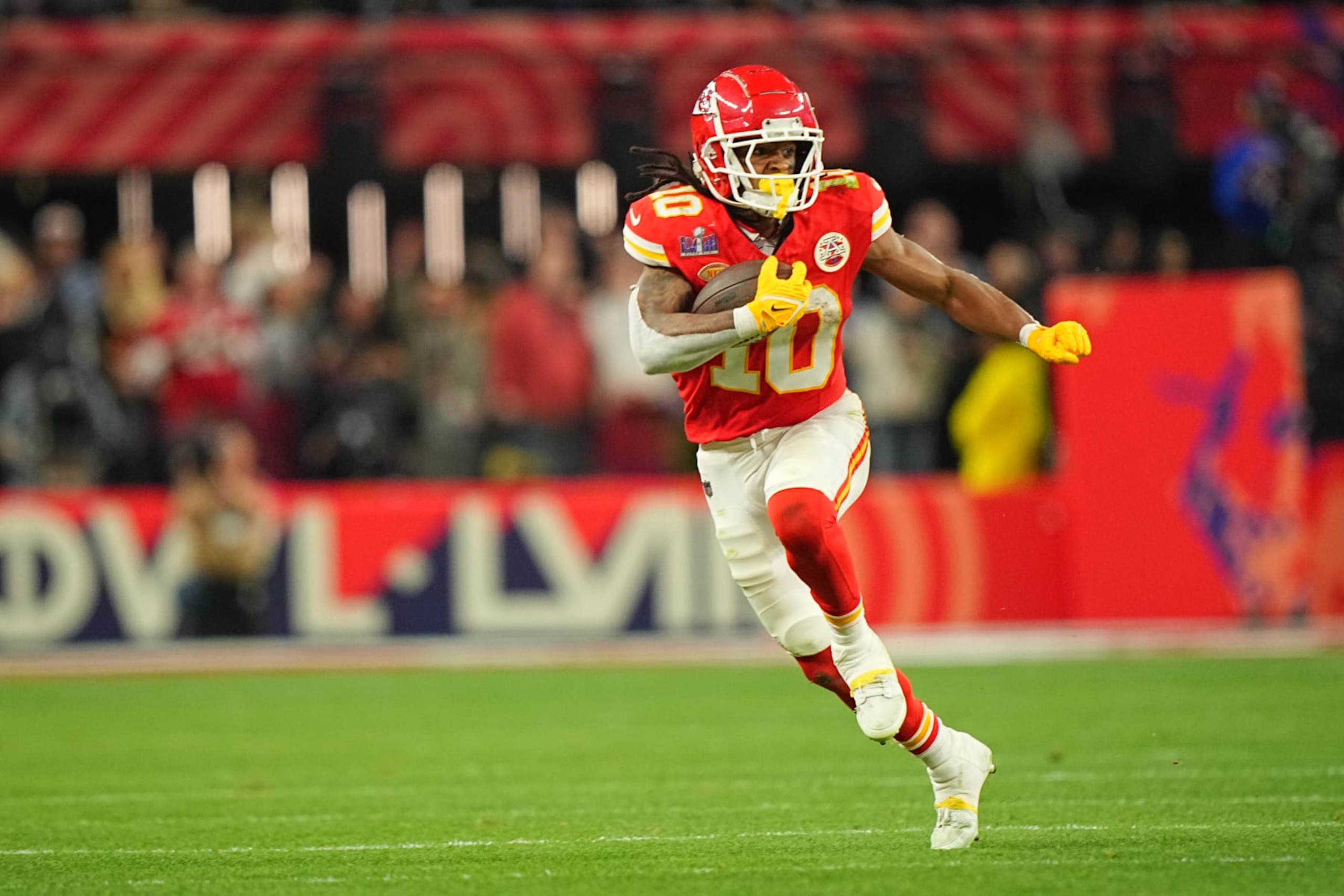 Football: Super Bowl LVIII: Kansas City Chiefs Isiah Pacheco (10) in action, runs the football vs San Francisco 49ers at Allegiant Stadium.
Las Vegas, NV 2/11/2024
CREDIT: Erick W. Rasco (Photo by Erick W. Rasco/Sports Illustrated via Getty Images)
(Set Number: X164496 TK1) Football: Super Bowl LVIII: Kansas City Chiefs Isiah Pacheco (10) in action, runs the football vs San Francisco 49ers at Allegiant Stadium.
Las Vegas, NV 2/11/2024
CREDIT: Erick W. Rasco (Photo by Erick W. Rasco/Sports Illustrated via Getty Images)
(Set Number: X164496 TK1)