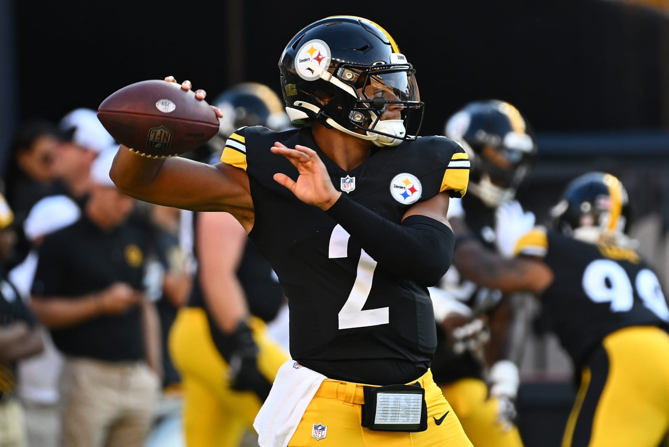 Steelers QB Justin Fields