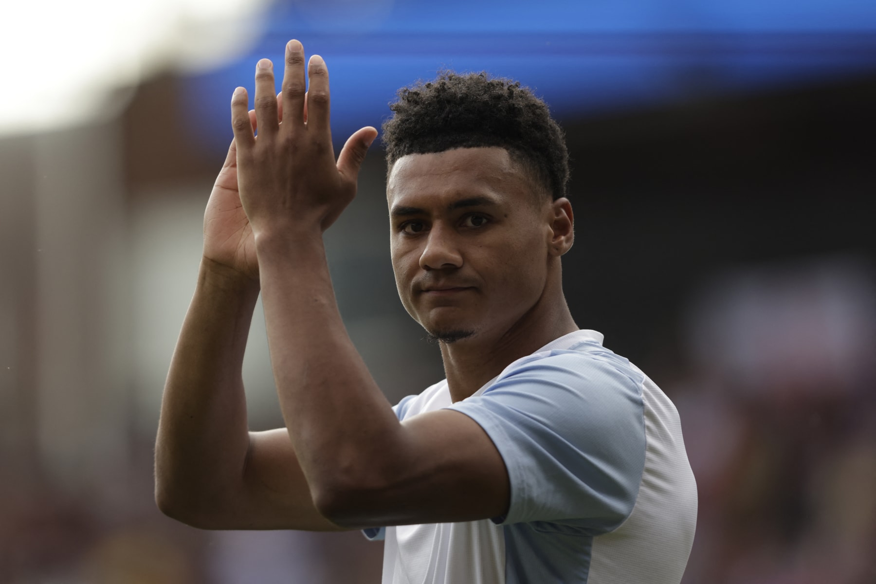 Aston Villa's English striker #11 Ollie Watkins applauds fans on the pitch after the English Premier League football match between Crystal Palace and Aston Villa at Selhurst Park in south London on May 19, 2024. Palace won the game 5-0. (Photo by Ian Kington / AFP) / RESTRICTED TO EDITORIAL USE. No use with unauthorized audio, video, data, fixture lists, club/league logos or 'live' services. Online in-match use limited to 120 images. An additional 40 images may be used in extra time. No video emulation. Social media in-match use limited to 120 images. An additional 40 images may be used in extra time. No use in betting publications, games or single club/league/player publications. / (Photo by IAN KINGTON/AFP via Getty Images)