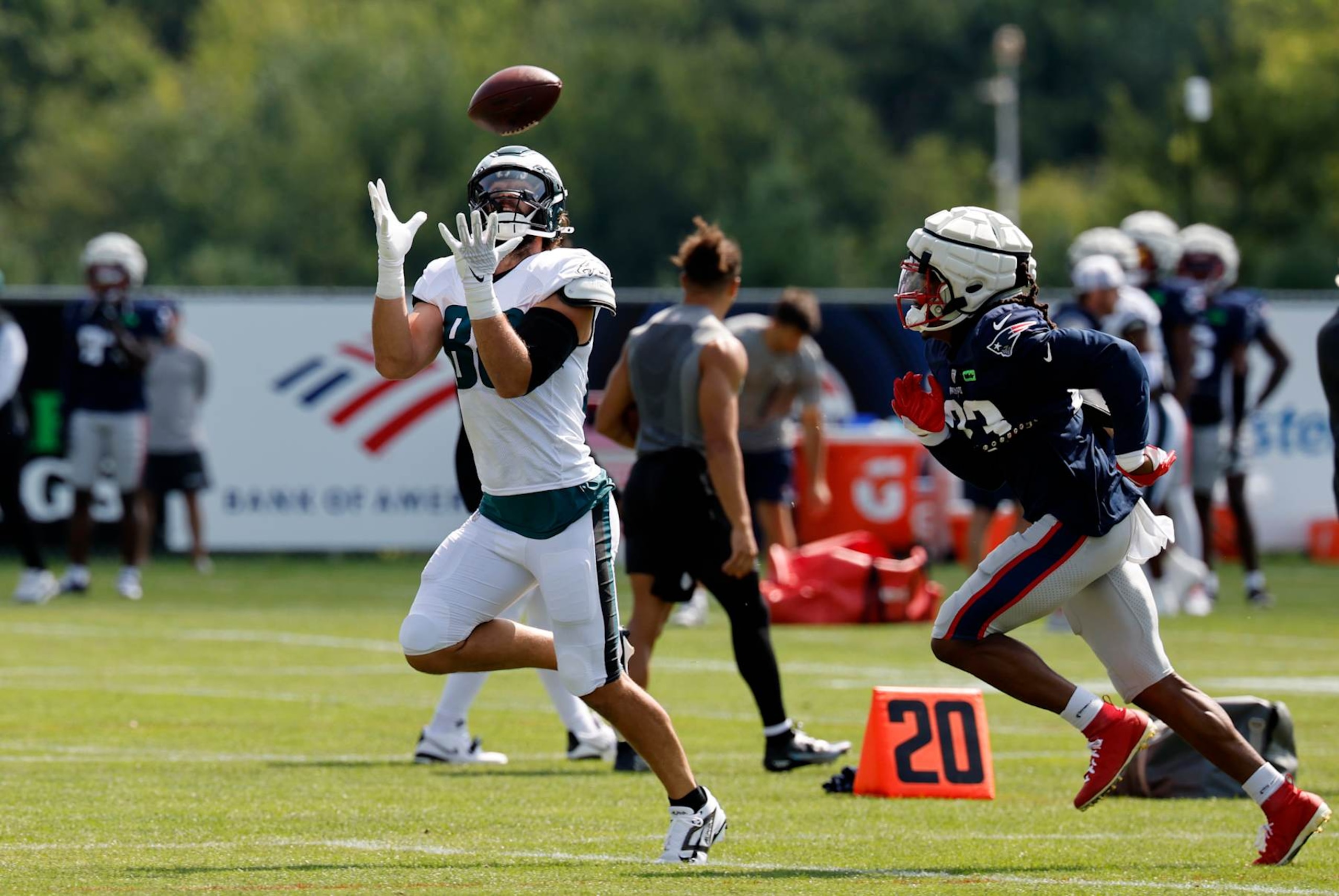 FOXBOROUGH, MA - AUGUST 13: Philadelphia Eagles wide receiver Parris Campbell (80) makes a catch during joint training camp between the New England Patriots and the Philadelphia Eagles on August 13, 2024, at Gillette Stadium in Foxborough, Massachusetts. (Photo by Fred Kfoury III/Icon Sportswire via Getty Images)