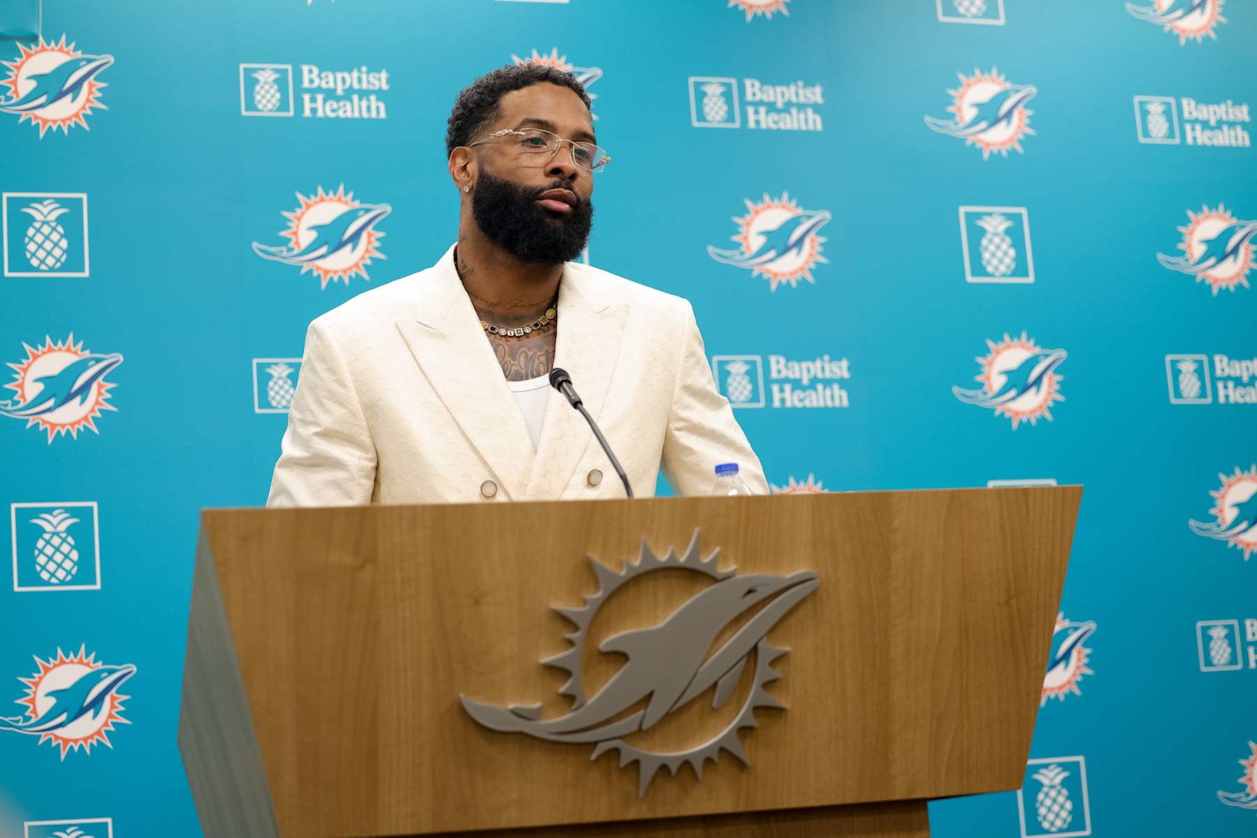 MIAMI GARDENS, FLORIDA - MAY 15: Odell Beckham Jr. speaks during a press conference on May 15, 2024 in Miami Gardens, Florida.  (Photo by Carmen Mandato/Getty Images)