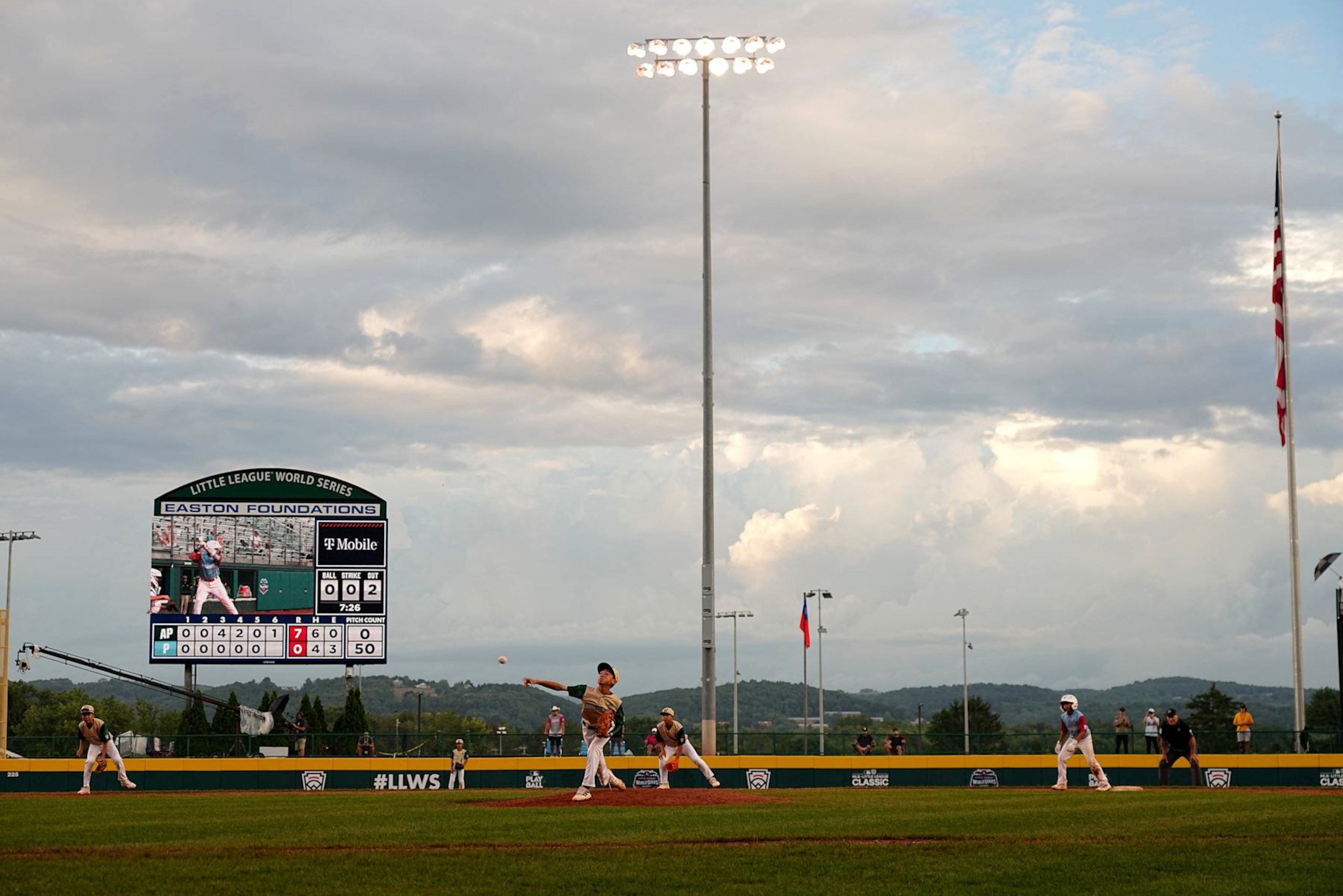 Youth Baseball: Little League World Series: Asia-Pacific Region (Fu-Lin Little League Taipei City, Chinese Taipei) Liao Yuan-Shu (18) in action, pitching vs Panama Region (Aguadulce Cabezera Little League Aguadulce, Panama) during game at Volunteer Stadium.
Williamsport, PA 8/22/2022
CREDIT: Erick W. Rasco (Photo by Erick W. Rasco/Sports Illustrated via Getty Images) 
(Set Number: X164127 TK2)