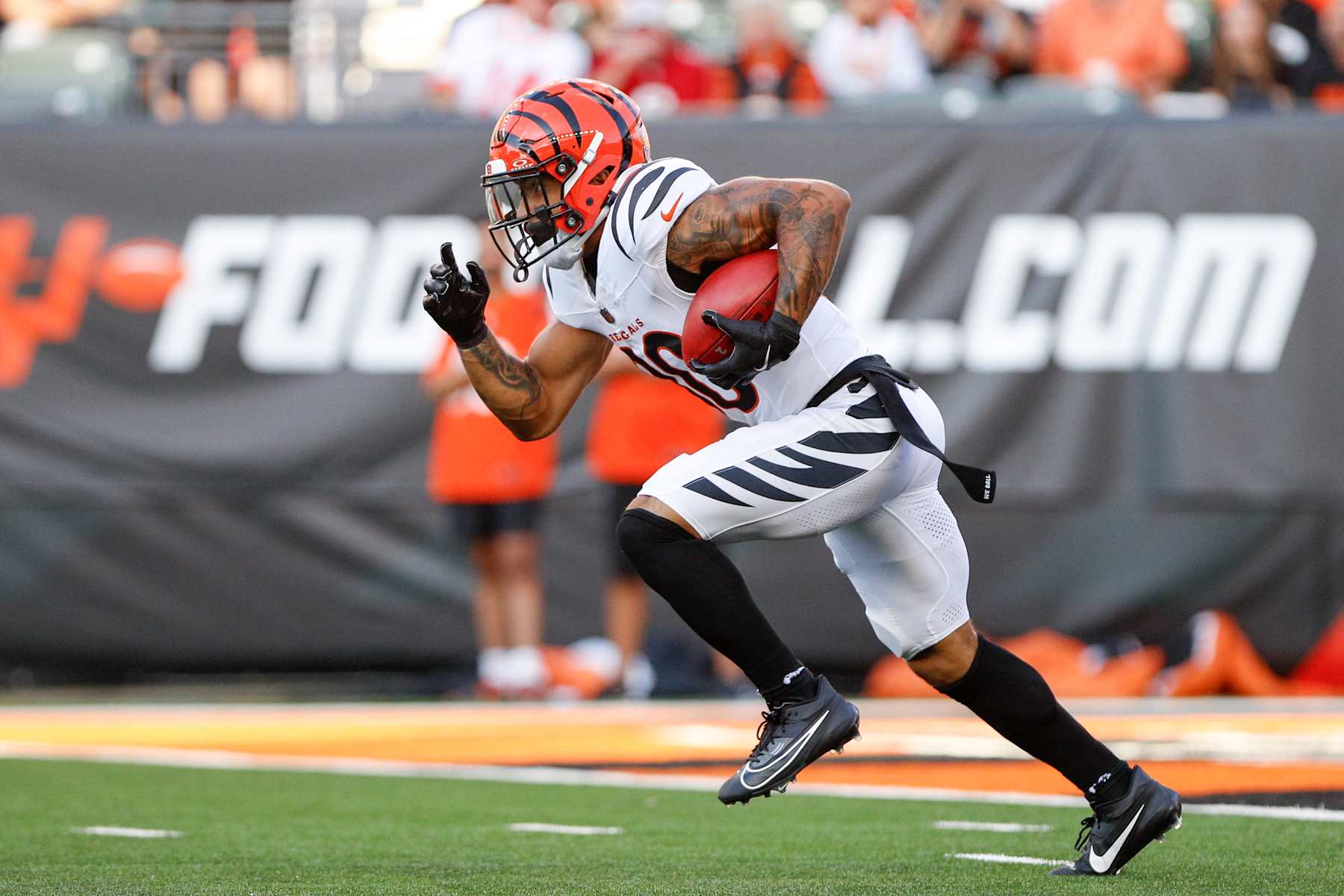 CINCINNATI, OH - AUGUST 10: Cincinnati Bengals running back Chase Brown (30) carries the ball during the preseason game against the against the Tampa Bay Buccaneers and the Cincinnati Bengals on August 10, 2023, at Paycor Stadium in Cincinnati, OH. (Photo by Ian Johnson/Icon Sportswire via Getty Images)