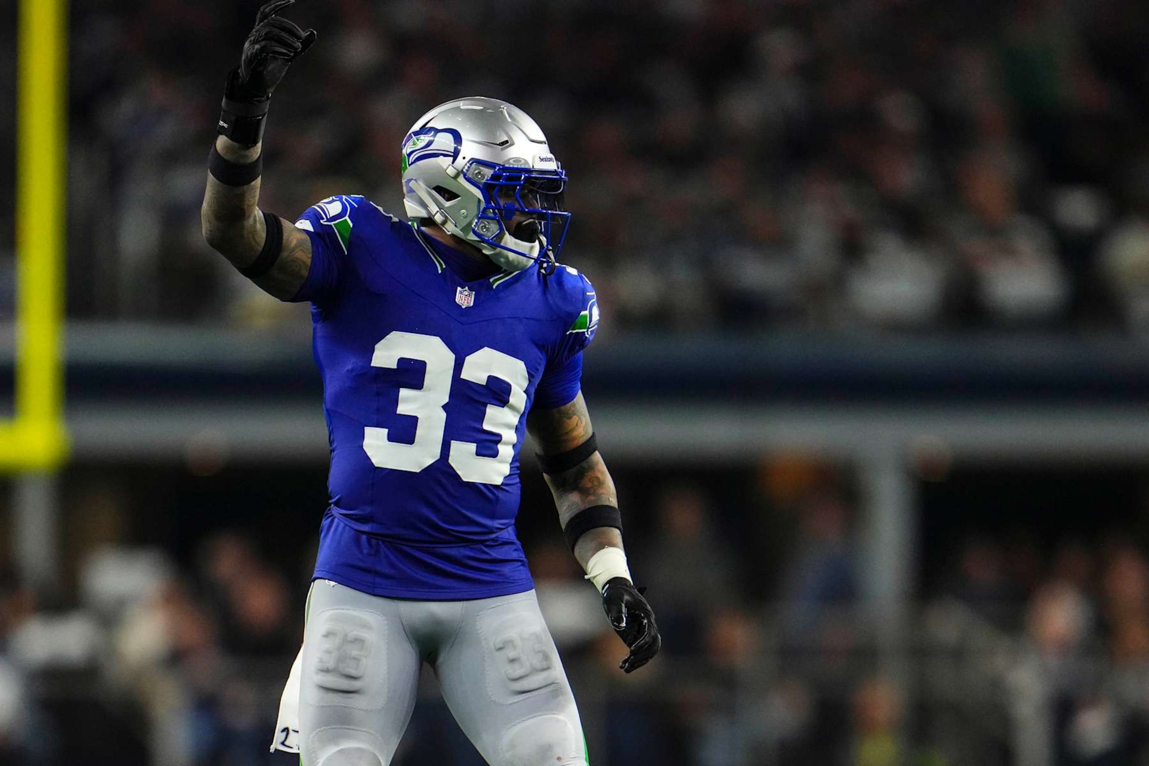 ARLINGTON, TX - NOVEMBER 30: Jamal Adams #33 of the Seattle Seahawks lines up during an NFL football game against the Dallas Cowboys at AT&T Stadium on November 30, 2023 in Arlington, Texas. (Photo by Cooper Neill/Getty Images) ARLINGTON, TX - NOVEMBER 30: Jamal Adams #33 of the Seattle Seahawks lines up during an NFL football game against the Dallas Cowboys at AT&T Stadium on November 30, 2023 in Arlington, Texas. (Photo by Cooper Neill/Getty Images)