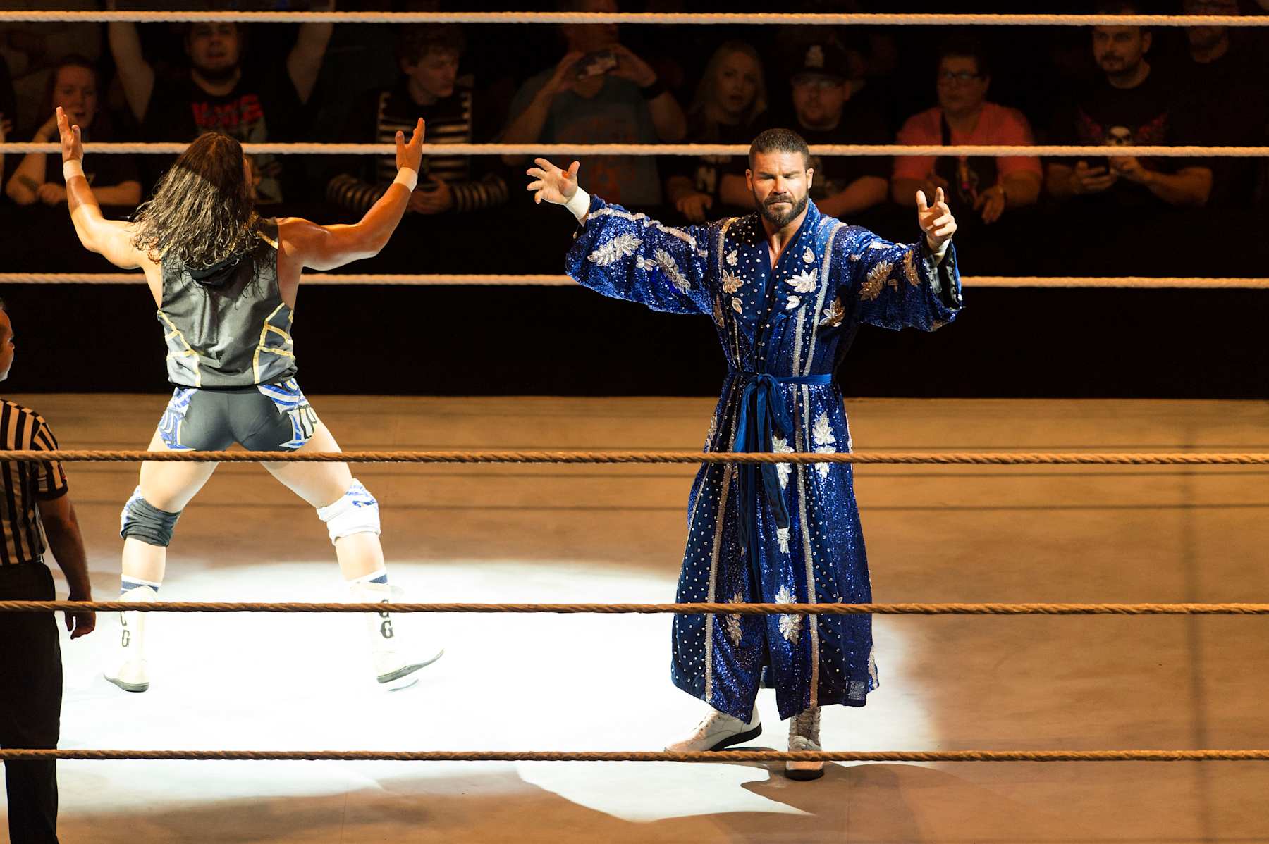 COLOGNE, GERMANY - NOVEMBER 07: Chad Gable and Bobby Roode during the WWE Live Show at Lanxess Arena on November 7, 2018 in Cologne, Germany. (Photo by Marc Pfitzenreuter/Getty Images)
