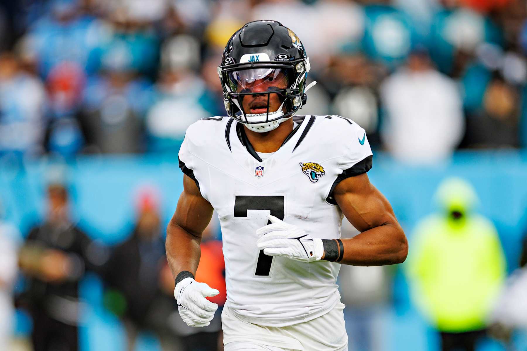 NASHVILLE TENNESSEE - JANUARY 07: Zay Jones #7 of the Jacksonville Jaguars goes in motion during the game against the Tennessee Titans in Nashville, Tennessee at Nissan Stadium on January 7, 2024 in Houston, Texas. The Titans defeated the Jaguars 28-20.  (Photo by Wesley Hitt/Getty Images)