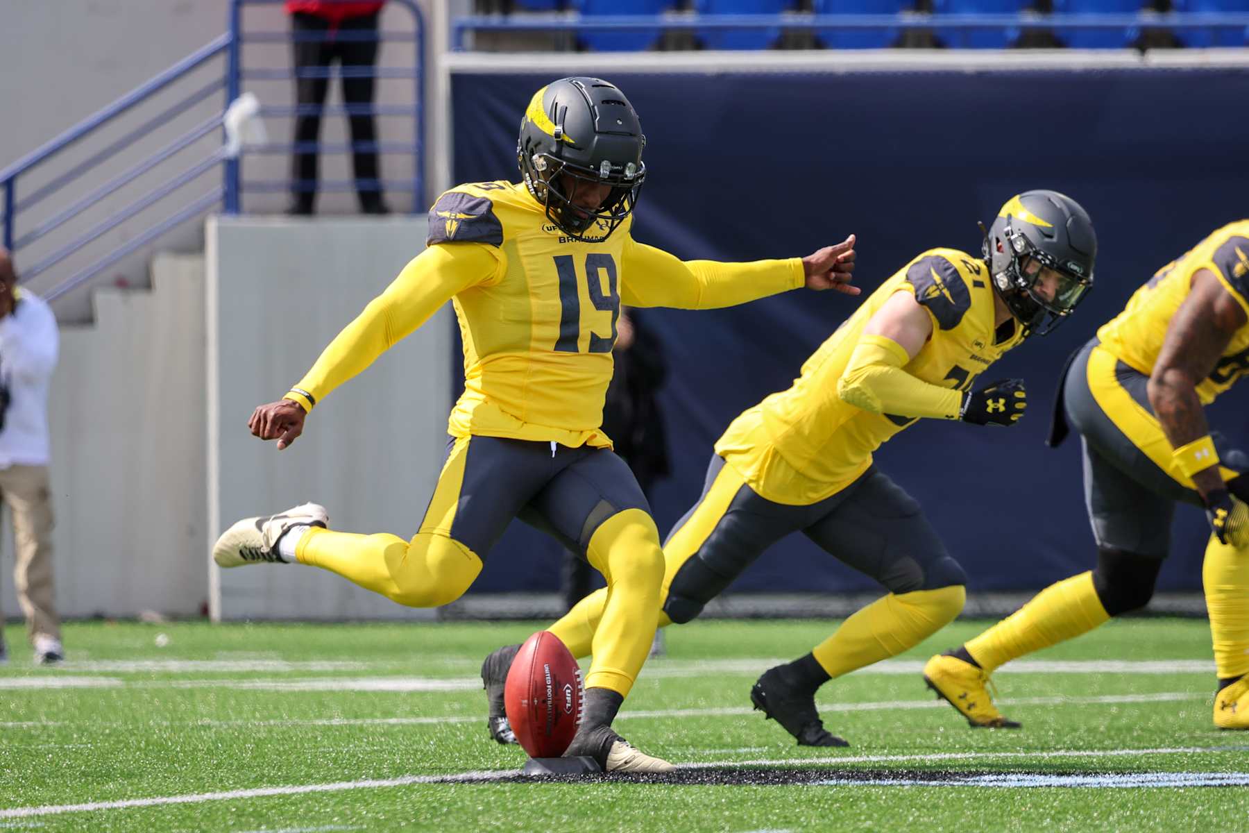MEMPHIS, TENNESSEE - APRIL 06: Donald De La Haye #19 of the San Antonio Brahmas with the opening kickoff against the Memphis Showboats at Simmons Bank Liberty Stadium on April 06, 2024 in Memphis, Tennessee. (Photo by Wes Hale/UFL/Getty Images)