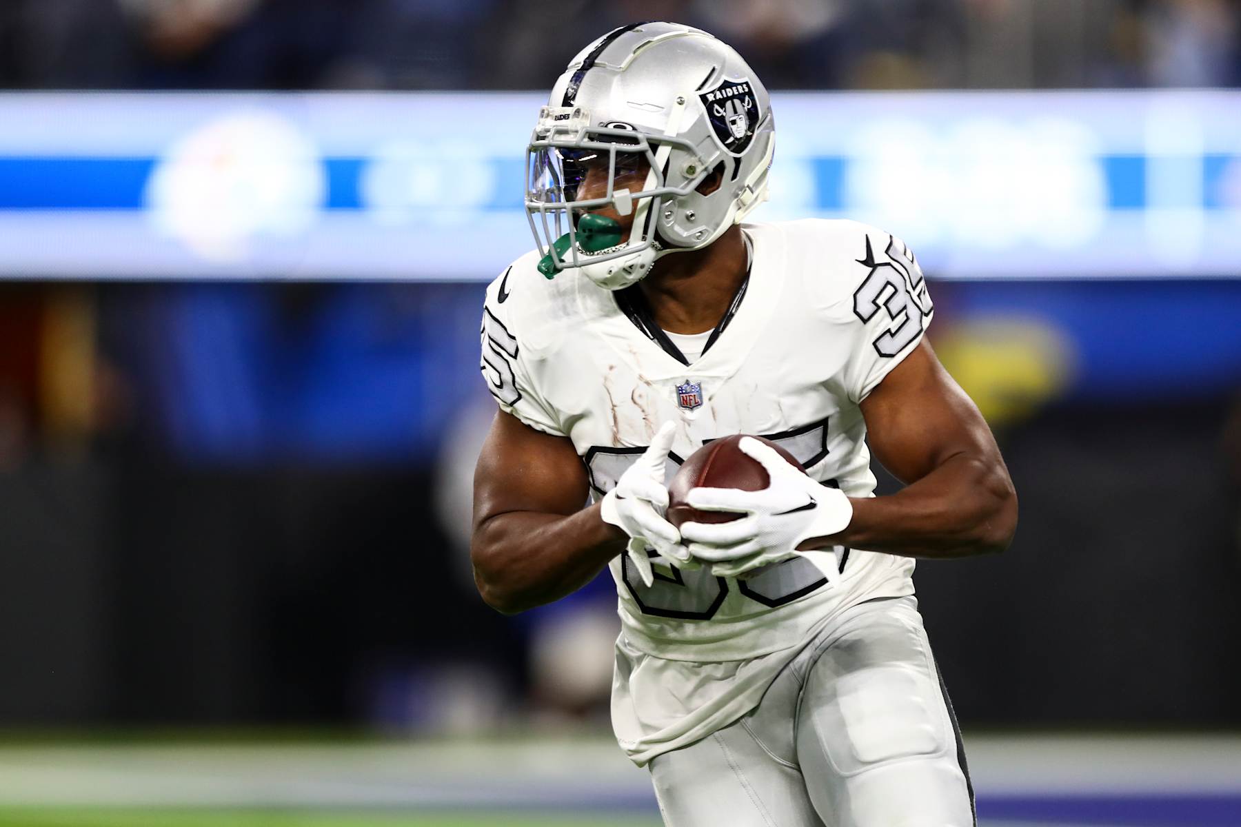 Raiders RB Zamir White