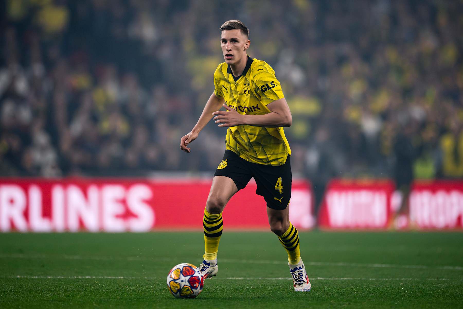 WEMBLEY STADIUM, LONDON, UNITED KINGDOM - 2024/06/01: Nico Schlotterbeck of Borussia Dortmund in action during the UEFA Champions League final football match between Borussia Dortmund and Real Madrid CF. Real Madrid CF won 2-0 over Borussia Dortmund. (Photo by Nicolò Campo/LightRocket via Getty Images)