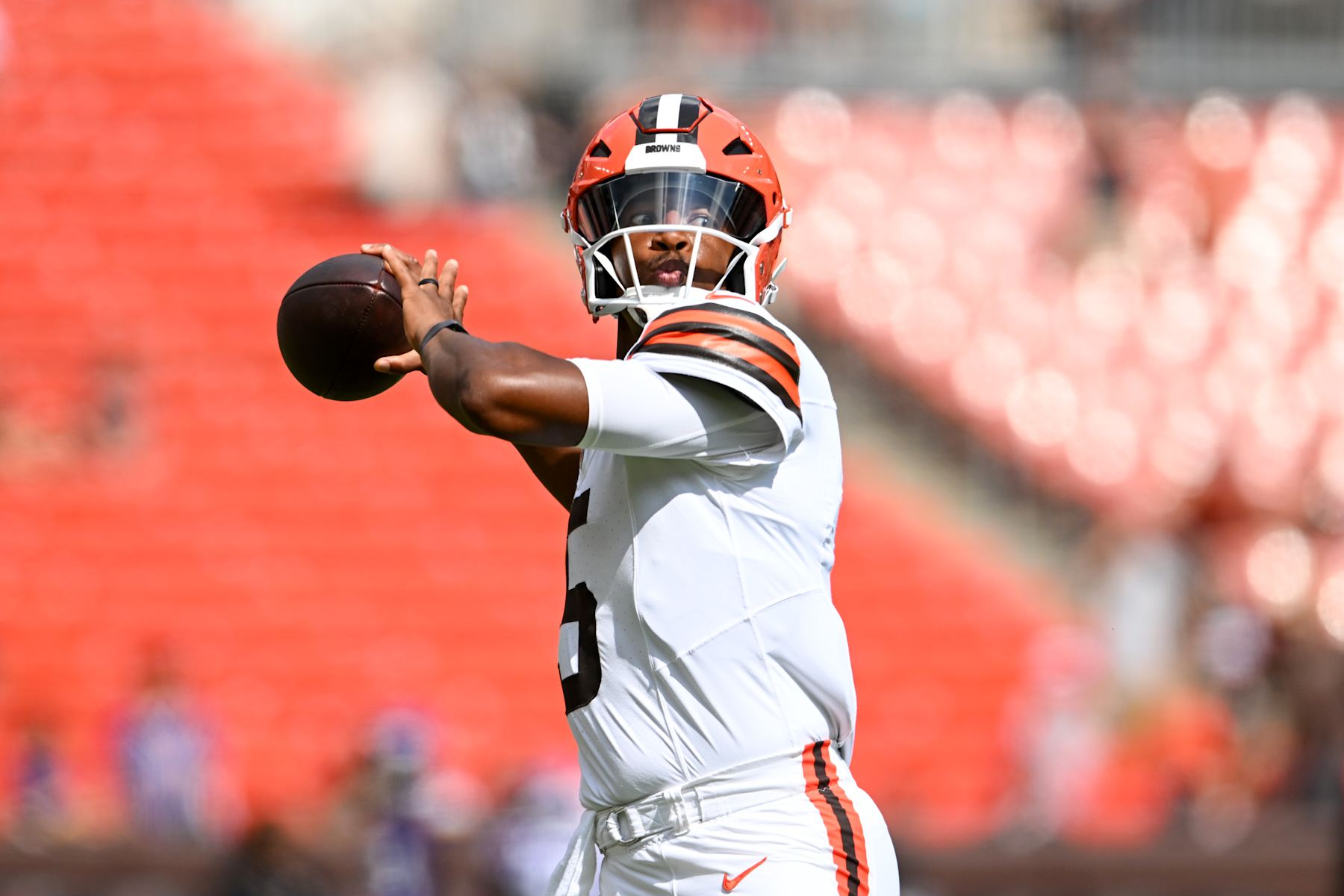 CLEVELAND, OHIO - AUGUST 17: Jameis Winston #5 of the Cleveland Browns warms up prior to a preseason game against the Minnesota Vikings at Cleveland Browns Stadium on August 17, 2024 in Cleveland, Ohio. (Photo by Nick Cammett/Getty Images)
