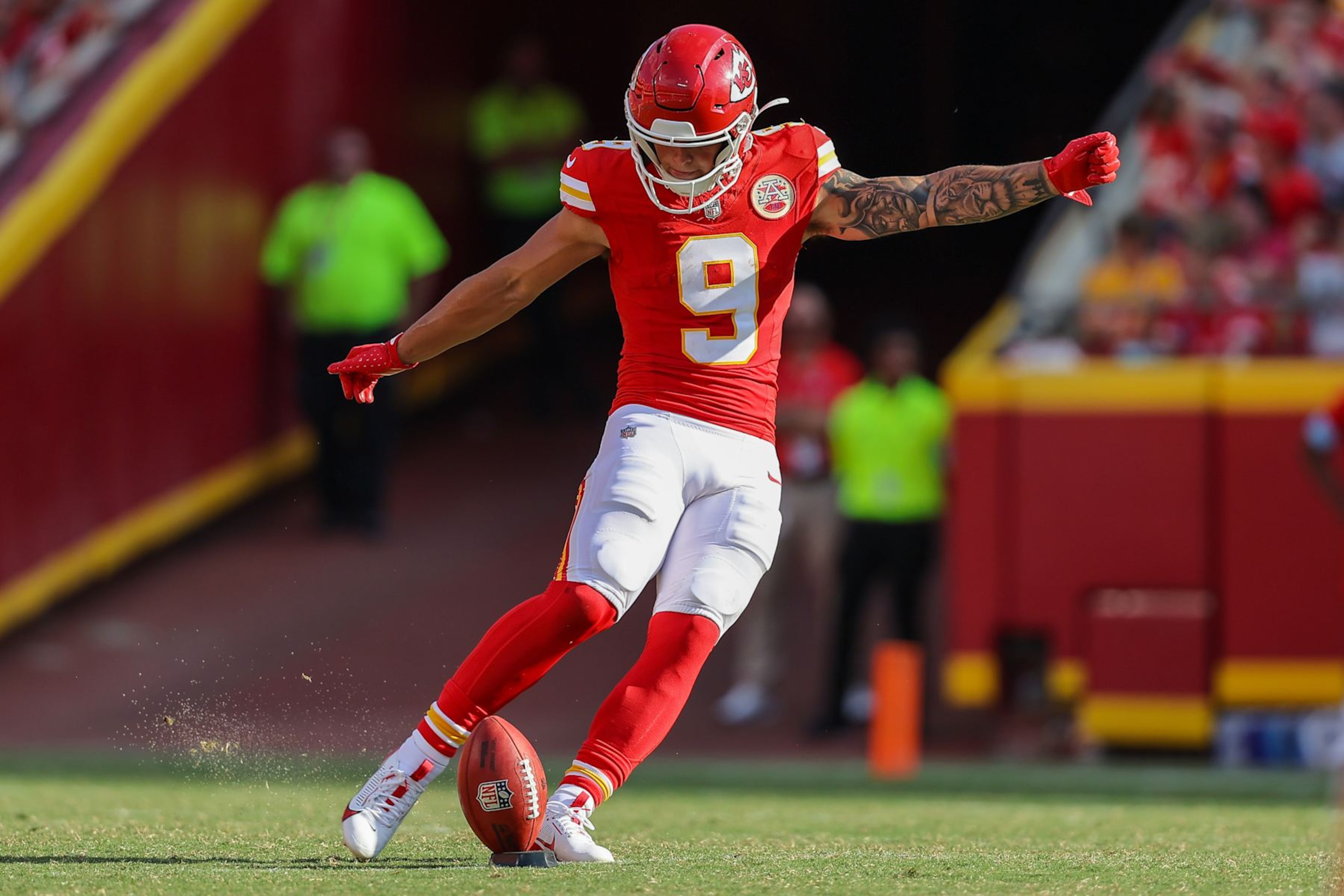 KANSAS CITY, MISSOURI - AUGUST 17: Louis Rees-Zammit #9 of the Kansas City Chiefs kicks during the fourth quarter in preseason game action against the Detroit Lions at GEHA Field at Arrowhead Stadium on August 17, 2024 in Kansas City, Missouri. (Photo by David Eulitt/Getty Images)