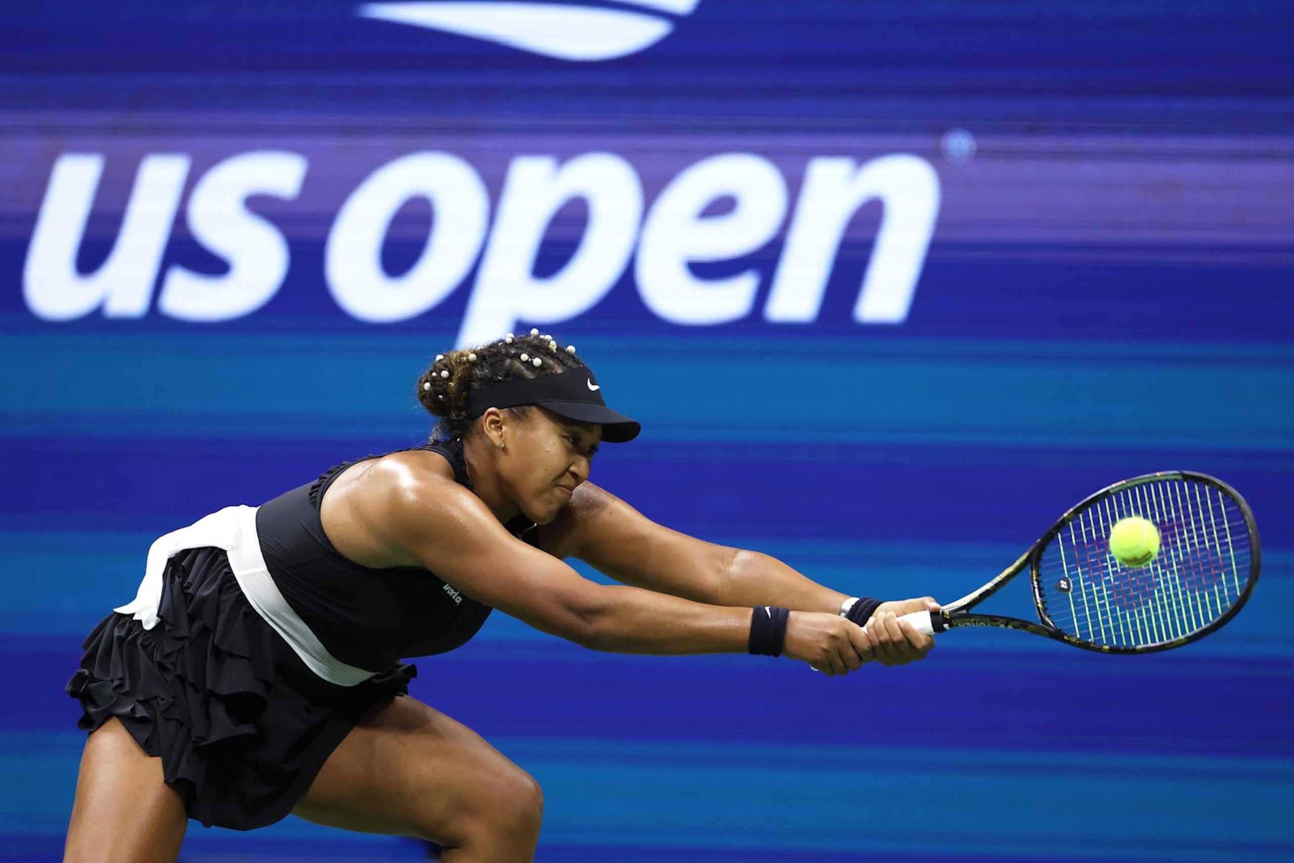 NEW YORK, NEW YORK - AUGUST 29: Naomi Osaka of Japan returns a shot against Karolina Muchova of Czech Republic during their Women's Singles Second Round match on Day Four of the 2024 US Open at USTA Billie Jean King National Tennis Center on August 29, 2024 in the Flushing neighborhood of the Queens borough of New York City. (Photo by Luke Hales/Getty Images) NEW YORK, NEW YORK - AUGUST 29: Naomi Osaka of Japan returns a shot against Karolina Muchova of Czech Republic during their Women's Singles Second Round match on Day Four of the 2024 US Open at USTA Billie Jean King National Tennis Center on August 29, 2024 in the Flushing neighborhood of the Queens borough of New York City. (Photo by Luke Hales/Getty Images)