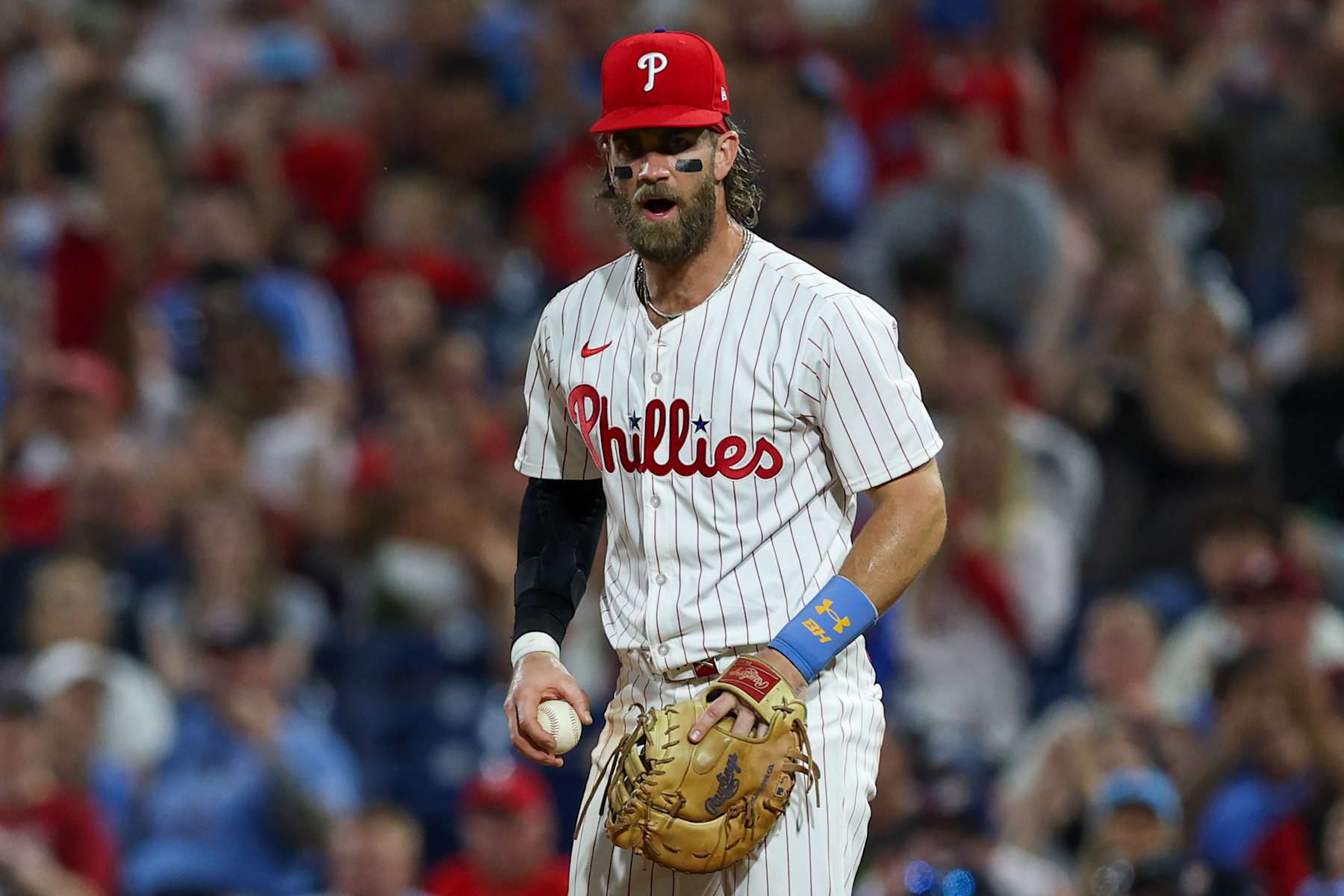 PHILADELPHIA, PENNSYLVANIA - AUGUST 26: Bryce Harper #3 of the Philadelphia Phillies reacts after making the double play from a ground out ball by Jeremy Pena #4 of the Houston Astros (not pictured) in the eighth inning at Citizens Bank Park on August 26, 2024 in Philadelphia, Pennsylvania. The Phillies won 3-2. (Photo by Heather Barry/Getty Images)