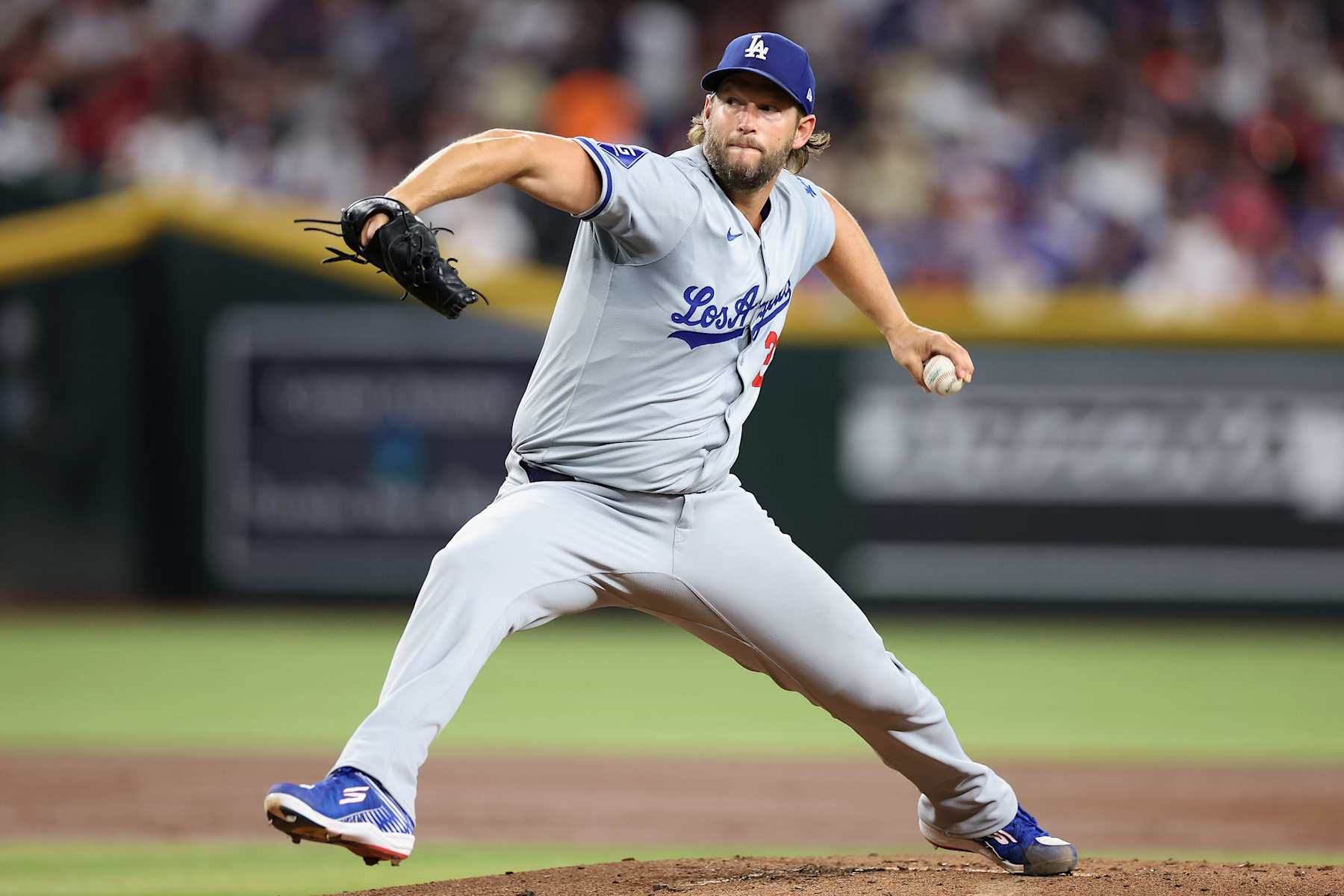 PHOENIX, ARIZONA - AUGUST 30: Starting pitcher Clayton Kershaw #22 of the Los Angeles Dodgers pitches against the Arizona Diamondbacks during the second inning of the MLB game at Chase Field on August 30, 2024 in Phoenix, Arizona. (Photo by Christian Petersen/Getty Images)