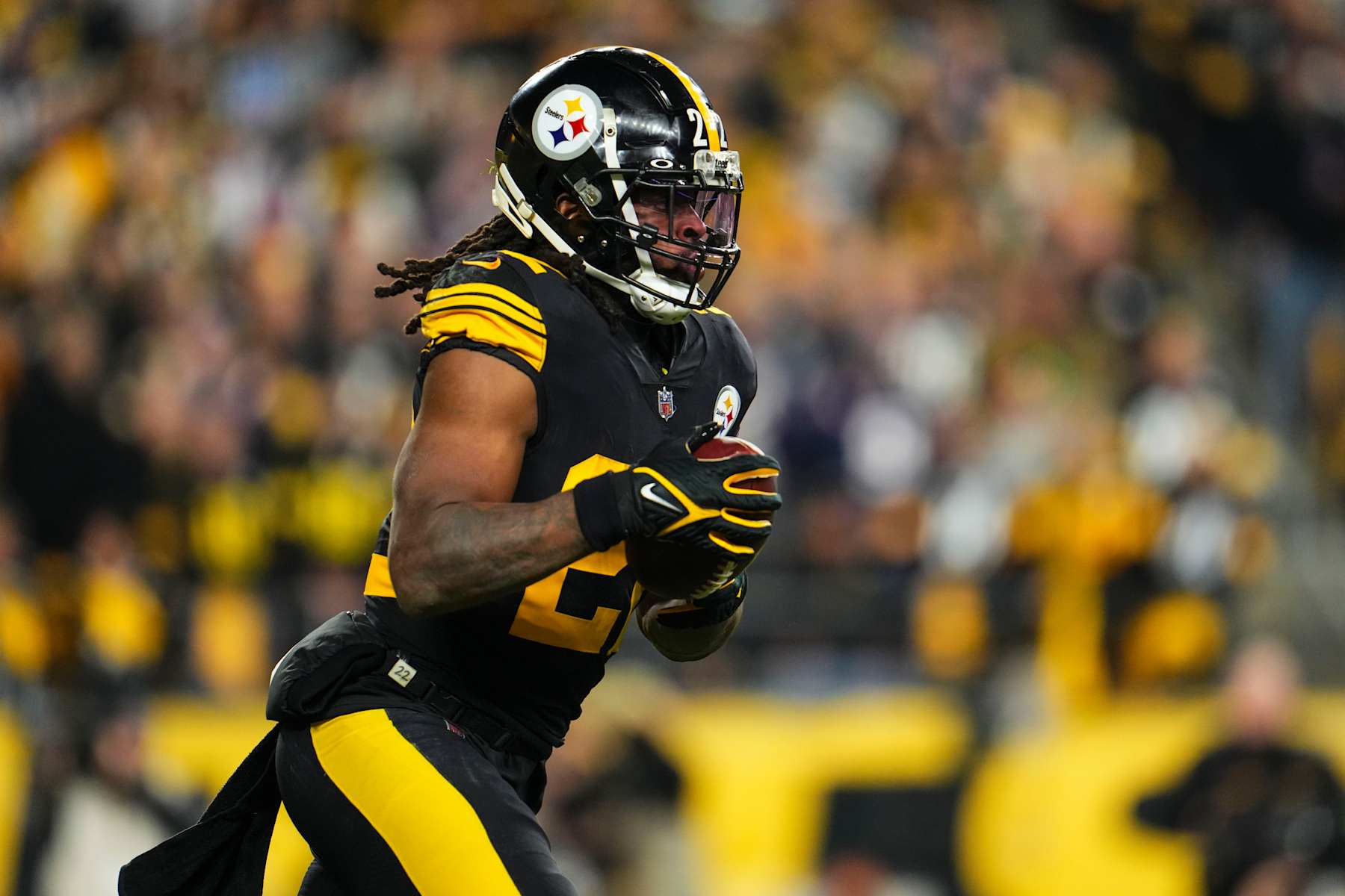 PITTSBURGH, PA - DECEMBER 07: Najee Harris #22 of the Pittsburgh Steelers runs the ball during an NFL football game against the New England Patriots at Acrisure Stadium on December 7, 2023 in Pittsburgh, Pennsylvania. (Photo by Cooper Neill/Getty Images)