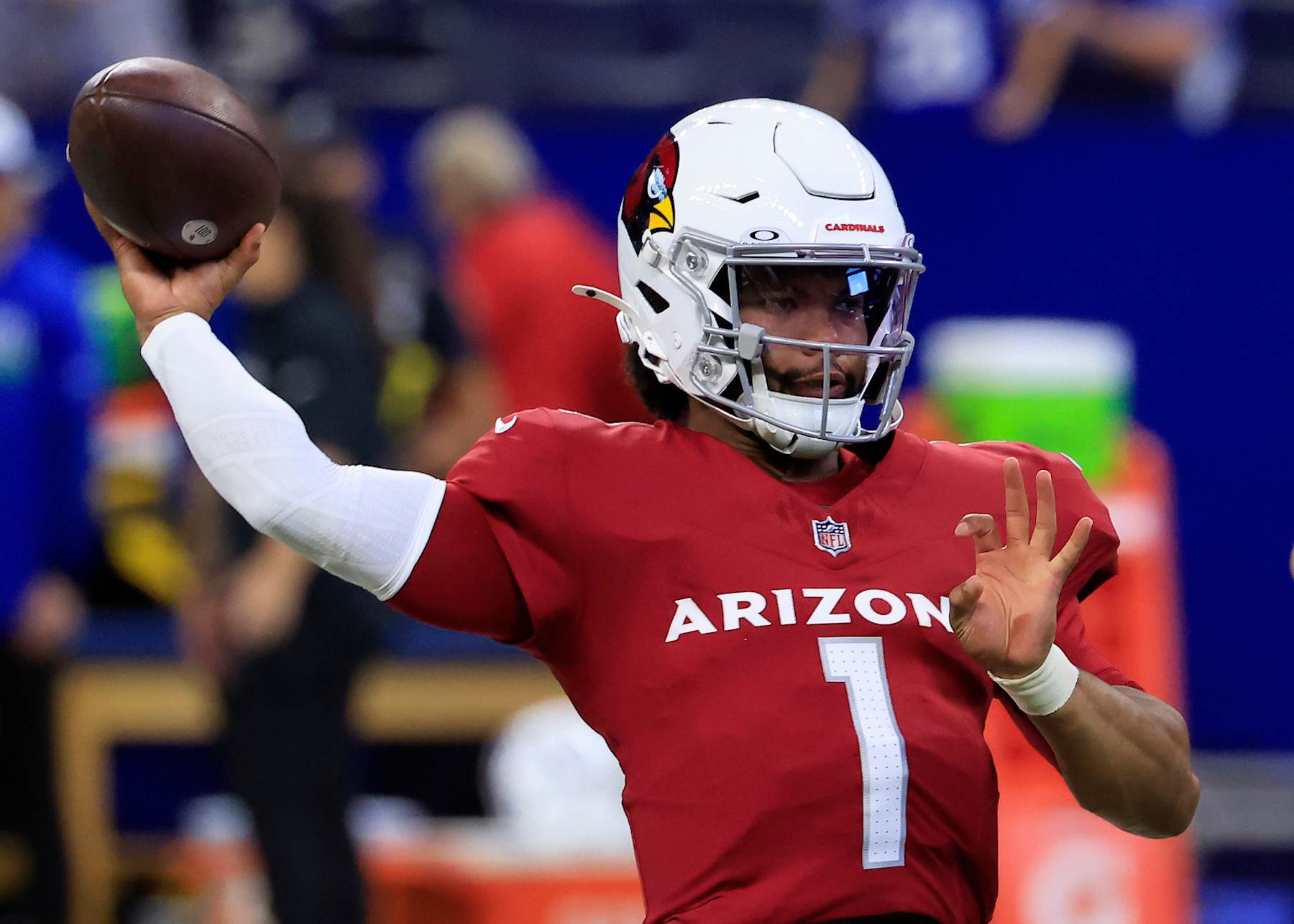 INDIANAPOLIS, INDIANA - AUGUST 17: Kyler Murray #1 of the Arizona Cardinals warms up prior to the game against the Indianapolis Colts at Lucas Oil Stadium on August 17, 2024 in Indianapolis, Indiana. (Photo by Justin Casterline/Getty Images)