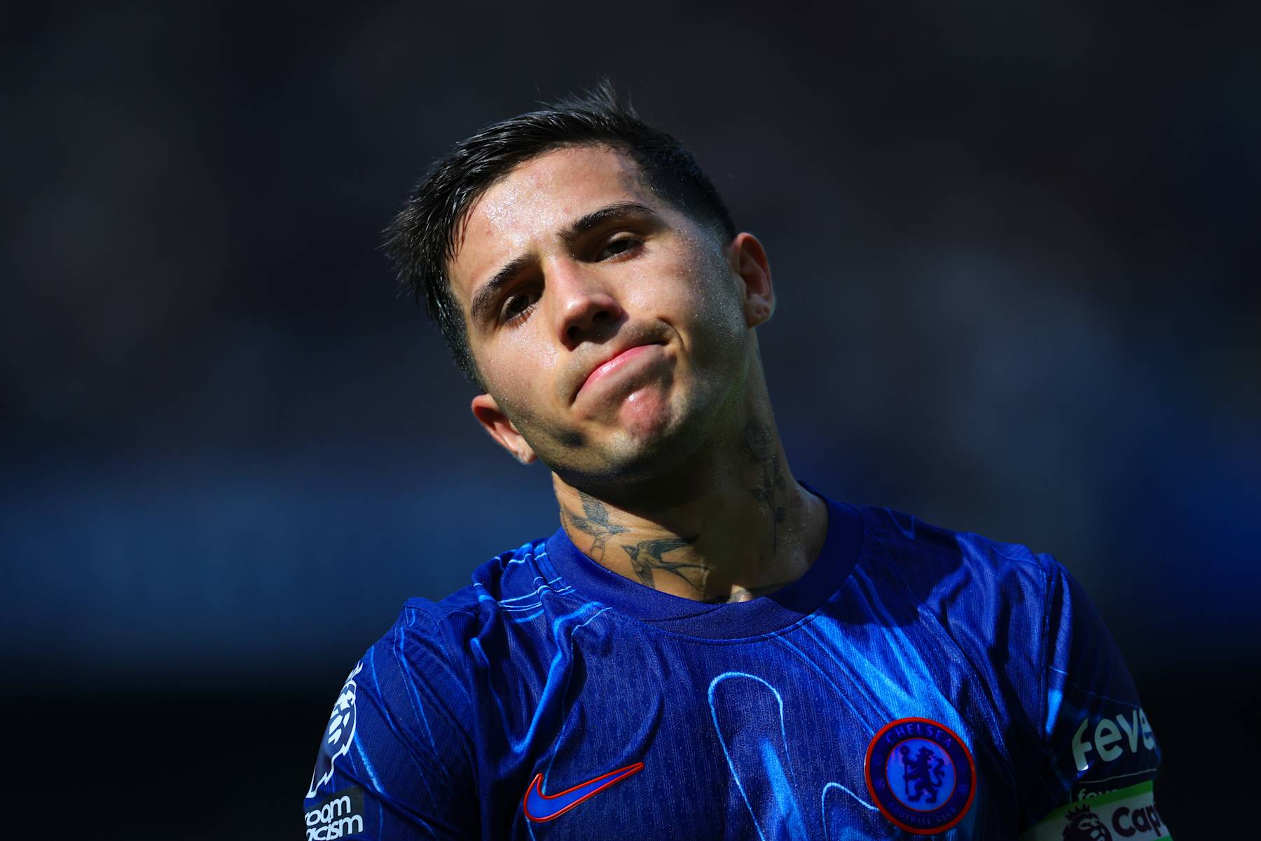 LONDON, ENGLAND - SEPTEMBER 1: Enzo Fernandez of Chelsea looks dejected during the Premier League match between Chelsea FC and Crystal Palace FC at Stamford Bridge on September 1, 2024 in London, England. (Photo by Marc Atkins/Getty Images)