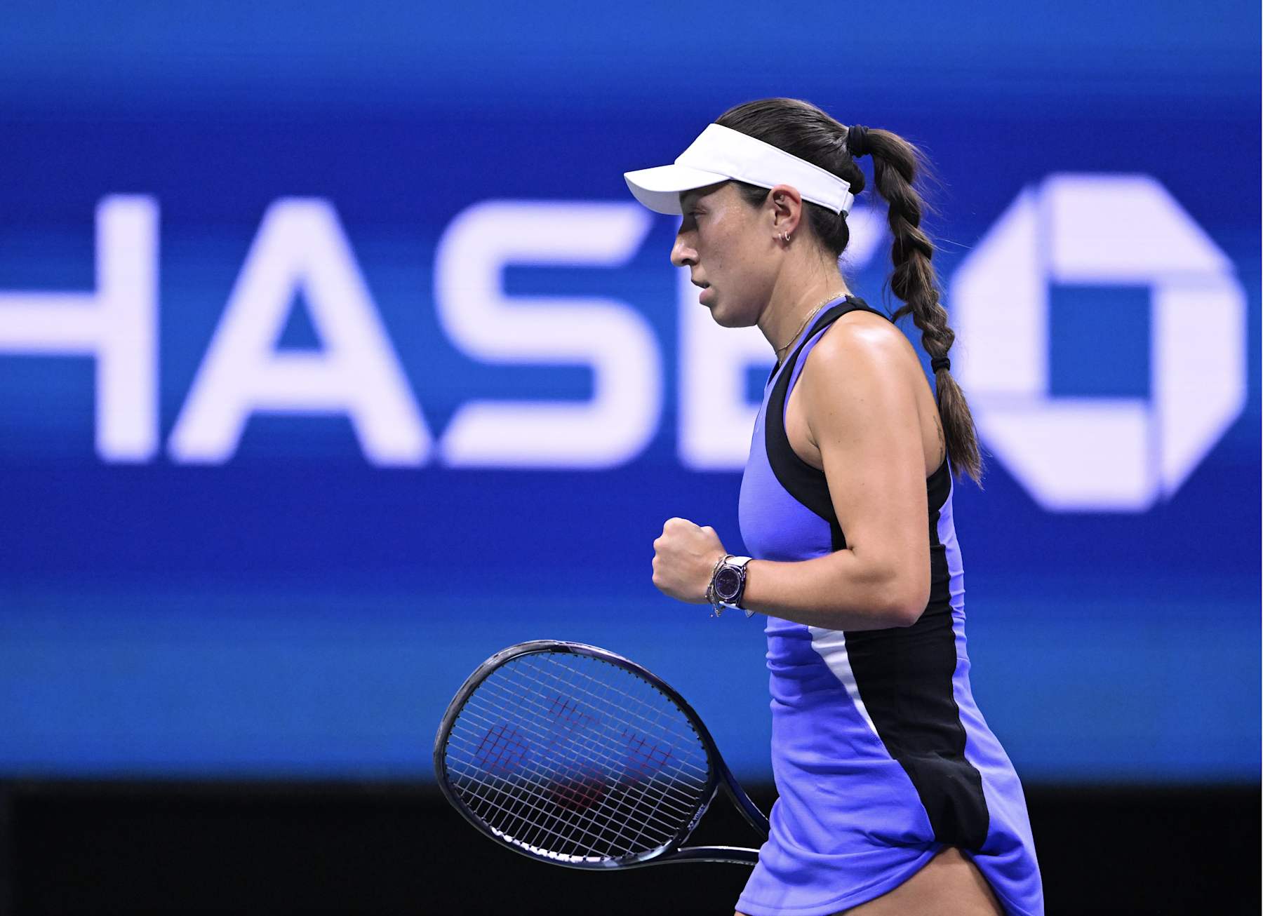 NEW YORK, USA - SEPTEMBER 4: Jessica Pegula of USA compete against Iga Swiatek of Poland during Women's Singles quarter final match on Day Ten of the 2024 US Open at USTA Billie Jean King National Tennis Center on September 4, 2024 in New York City. (Photo by Fatih Aktas/Anadolu via Getty Images)