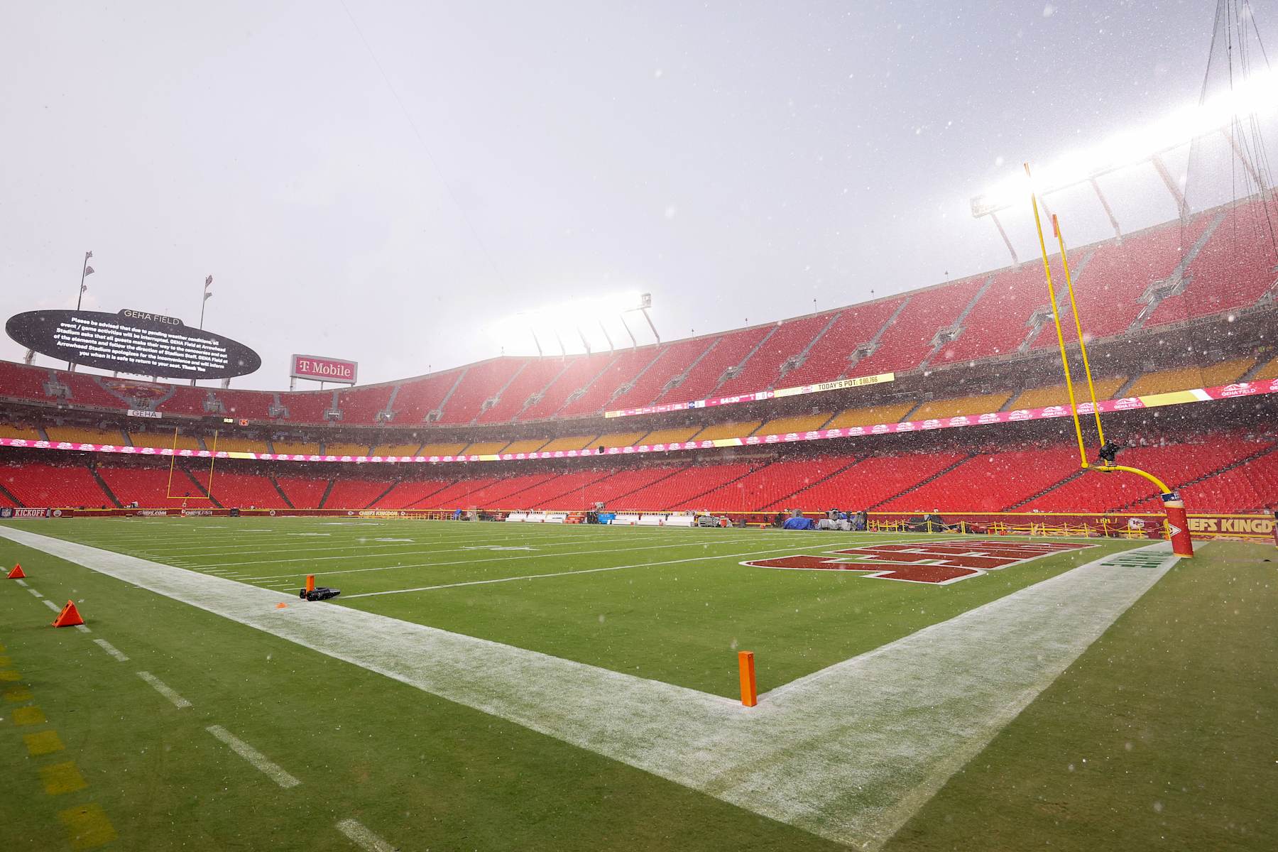 KANSAS CITY, MISSOURI - SEPTEMBER 05: A general view of the field is seen as it rains during a weather delay due to inclement weather prior to the Kansas City Chiefs taking on the Baltimore Ravens at GEHA Field at Arrowhead Stadium on September 05, 2024 in Kansas City, Missouri. (Photo by Christian Petersen/Getty Images)
