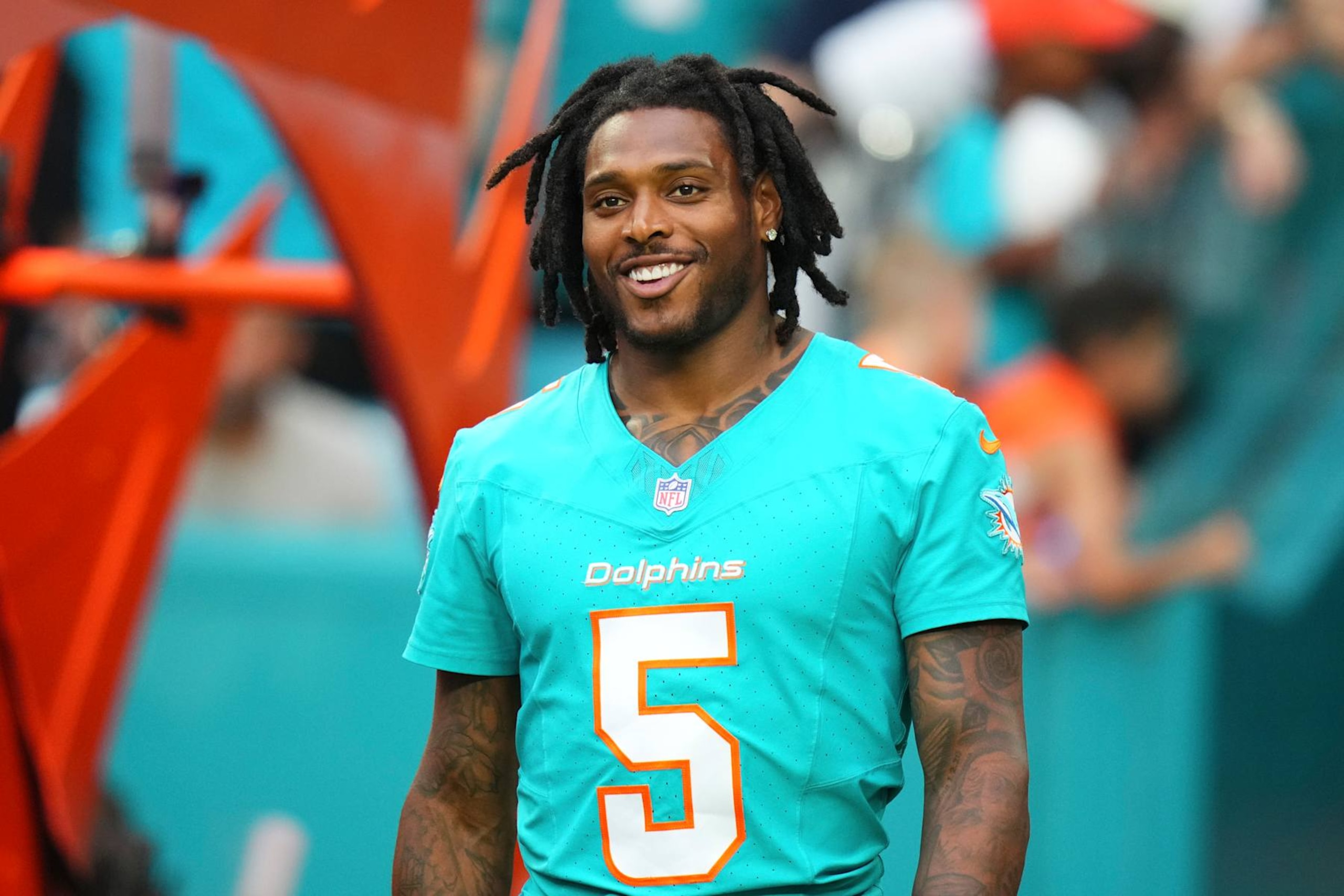 MIAMI GARDENS, FLORIDA - AUGUST 09: Jalen Ramsey #5 of the Miami Dolphins enters the filed prior to a preseason game against the Atlanta Falcons at Hard Rock Stadium on August 09, 2024 in Miami Gardens, Florida. (Photo by Rich Storry/Getty Images) MIAMI GARDENS, FLORIDA - AUGUST 09: Jalen Ramsey #5 of the Miami Dolphins enters the filed prior to a preseason game against the Atlanta Falcons at Hard Rock Stadium on August 09, 2024 in Miami Gardens, Florida. (Photo by Rich Storry/Getty Images)