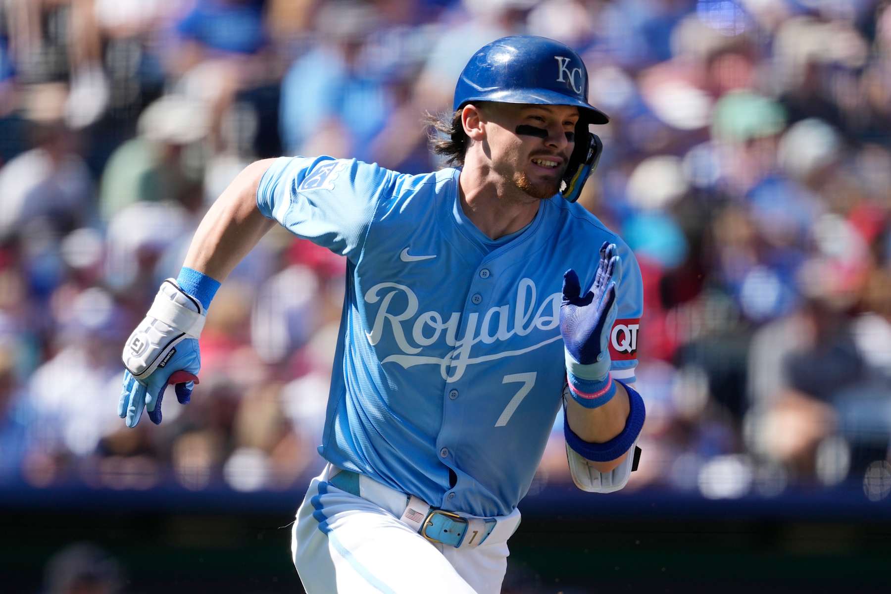 KANSAS CITY, MISSOURI - SEPTEMBER 08:  Bobby Witt Jr. #7 of the Kansas City Royals runs after hitting a double in the eighth inning against the Minnesota Twins at Kauffman Stadium on September 08, 2024 in Kansas City, Missouri. (Photo by Ed Zurga/Getty Images)