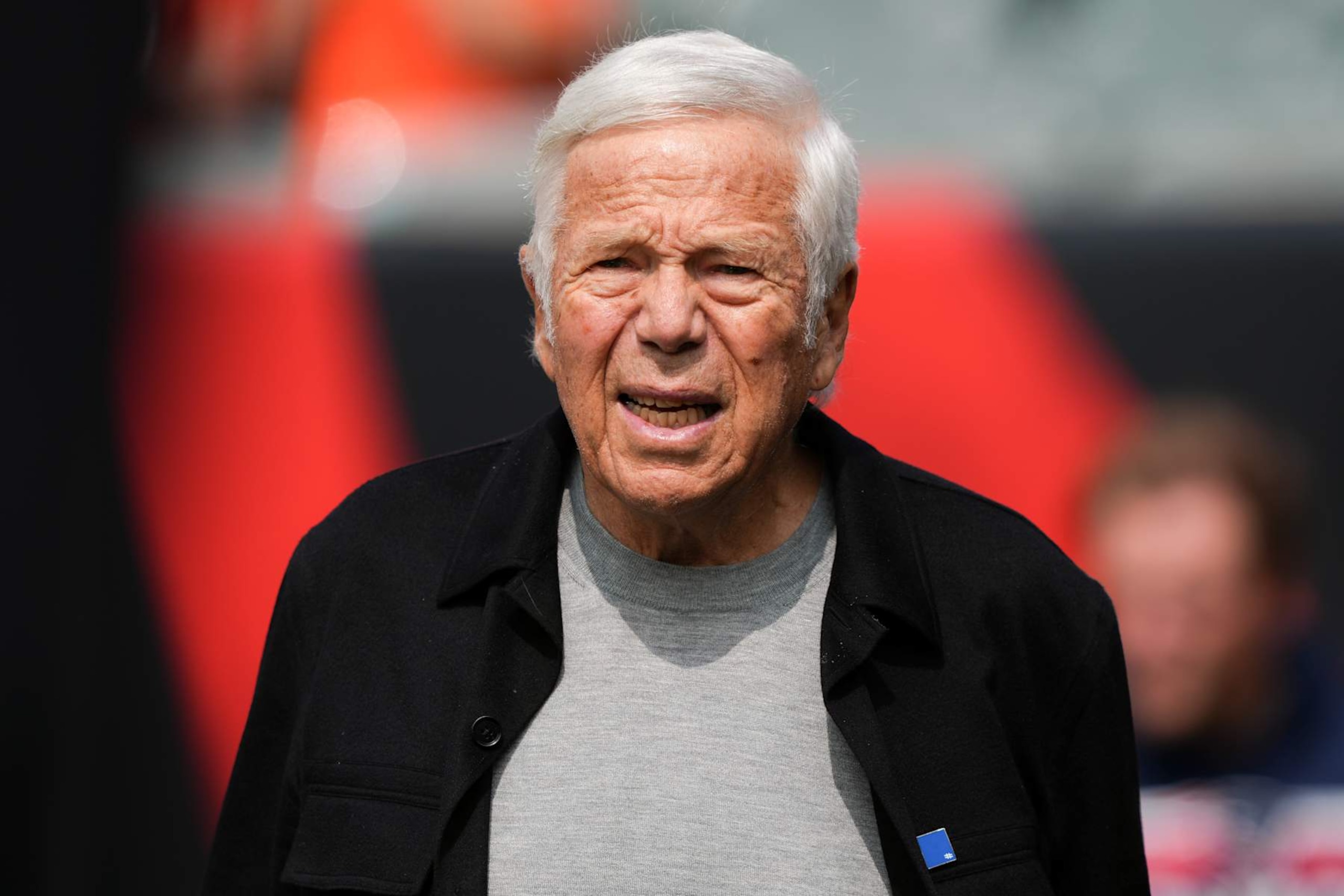 CINCINNATI, OHIO - SEPTEMBER 08: New England Patriots owner Robert Kraft walks across the field before the game between the New England Patriots and Cincinnati Bengals at Paycor Stadium on September 08, 2024 in Cincinnati, Ohio. (Photo by Dylan Buell/Getty Images) CINCINNATI, OHIO - SEPTEMBER 08: New England Patriots owner Robert Kraft walks across the field before the game between the New England Patriots and Cincinnati Bengals at Paycor Stadium on September 08, 2024 in Cincinnati, Ohio. (Photo by Dylan Buell/Getty Images)