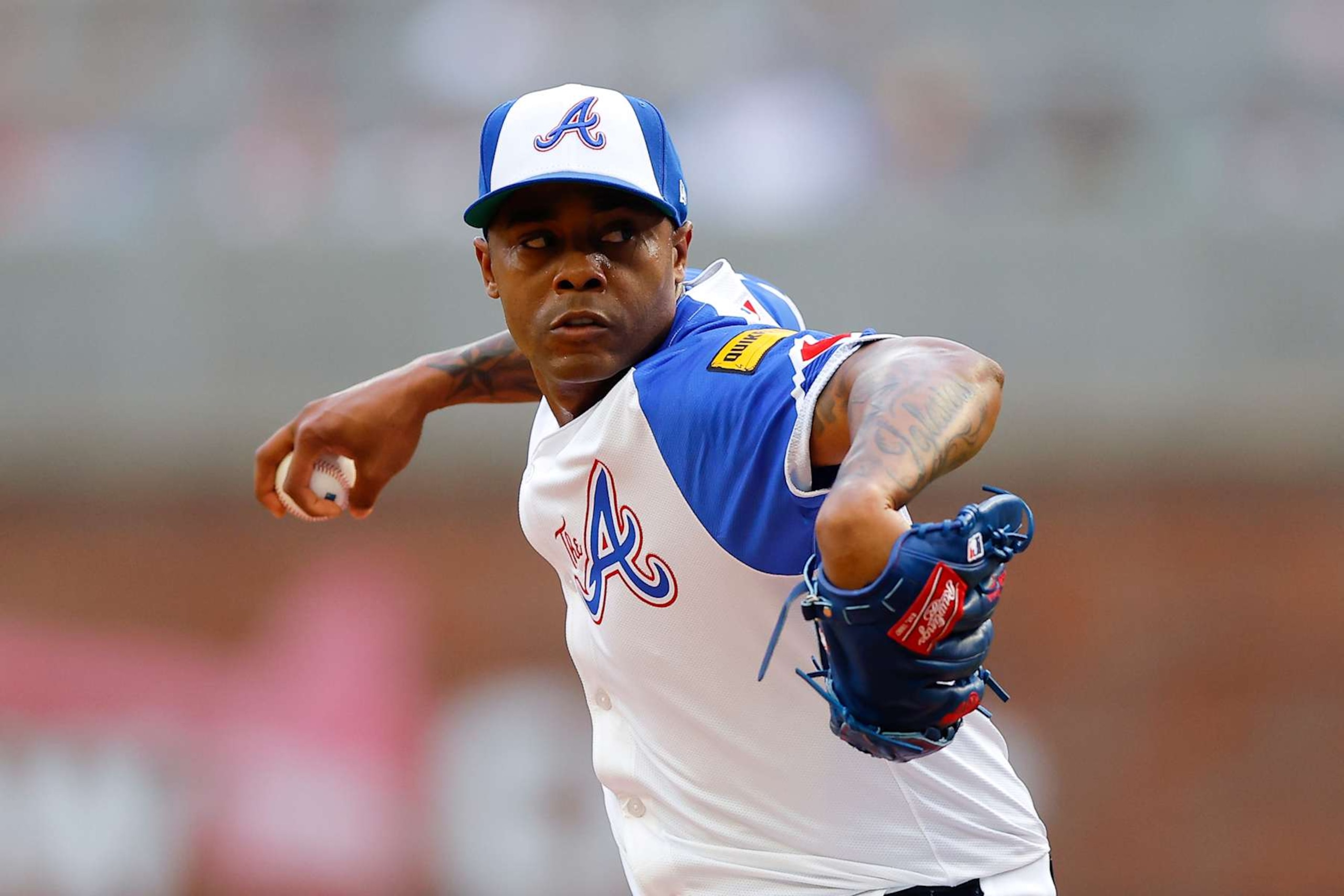 Atlanta's Raisel Iglesias