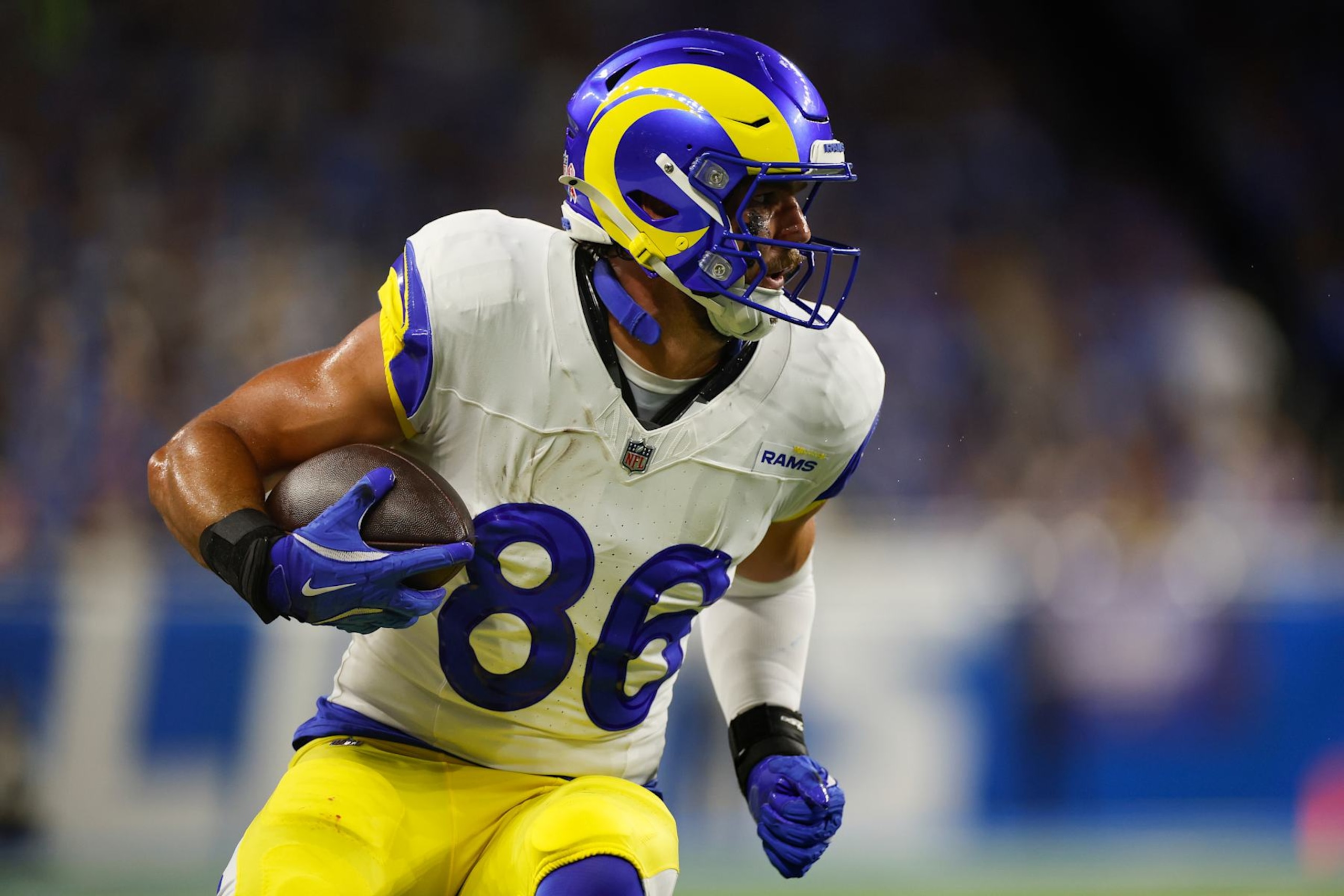 DETROIT, MI - SEPTEMBER 08: Colby Parkinson #86 of the Los Angeles Rams runs after the catch against the Detroit Lions during the first half at Ford Field on September 08, 2024 in Detroit, Michigan. (Photo by Brandon Sloter/Getty Images)