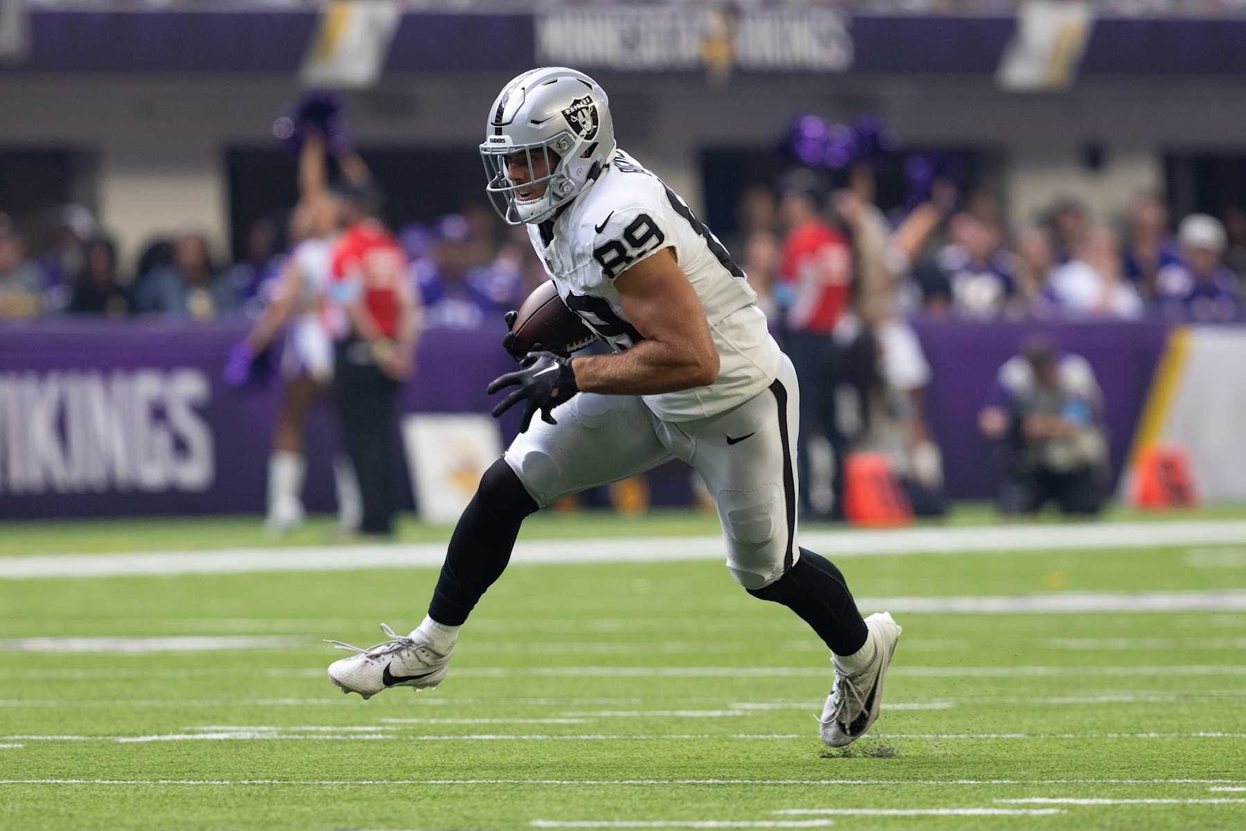 Raiders TE Brock Bowers