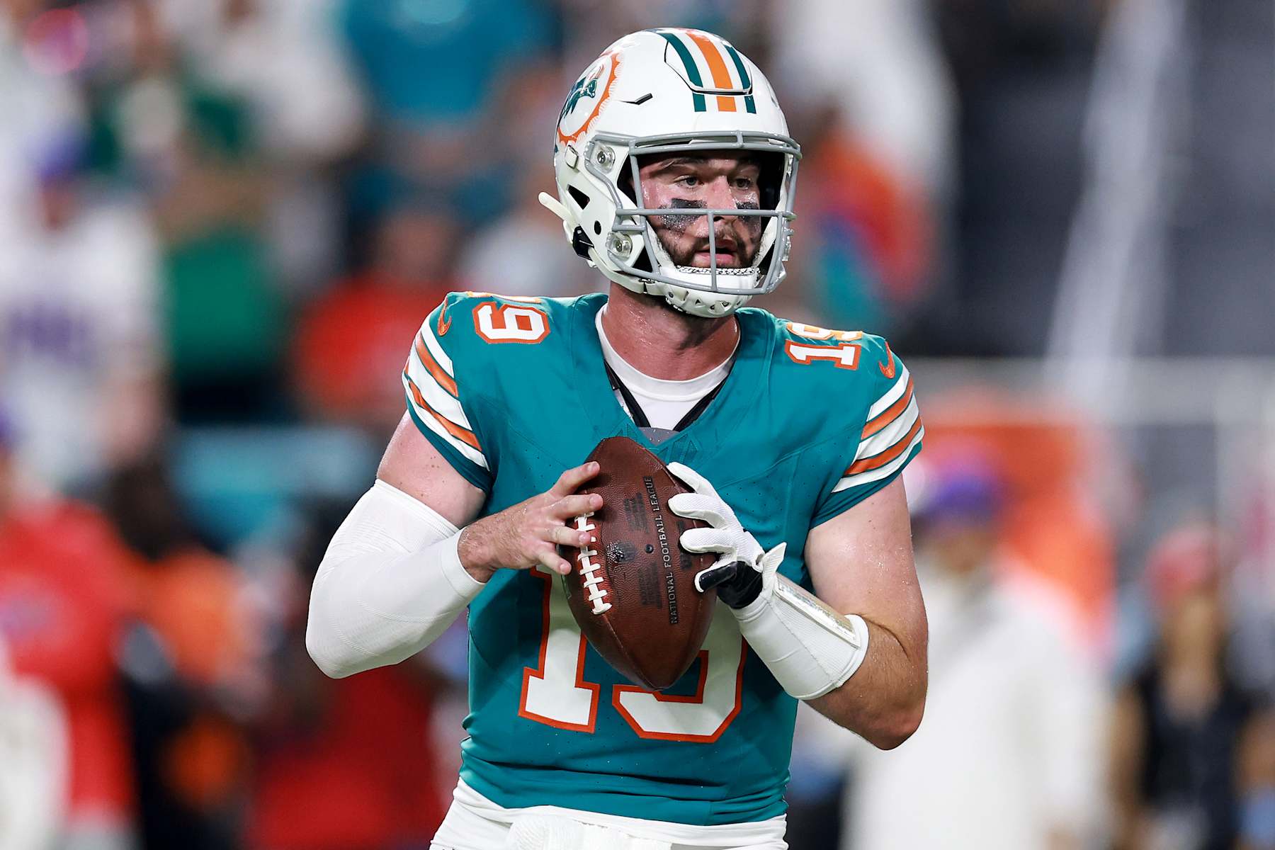 MIAMI GARDENS, FLORIDA - SEPTEMBER 12: Skylar Thompson #19 of the Miami Dolphins looks to throw a pass against the Buffalo Bills during the third quarter in the game at Hard Rock Stadium on September 12, 2024 in Miami Gardens, Florida. (Photo by Carmen Mandato/Getty Images)