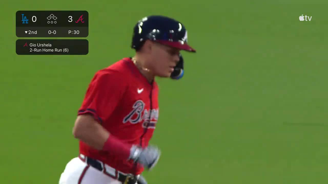 Gio Urshela's 1st Braves HR 💪