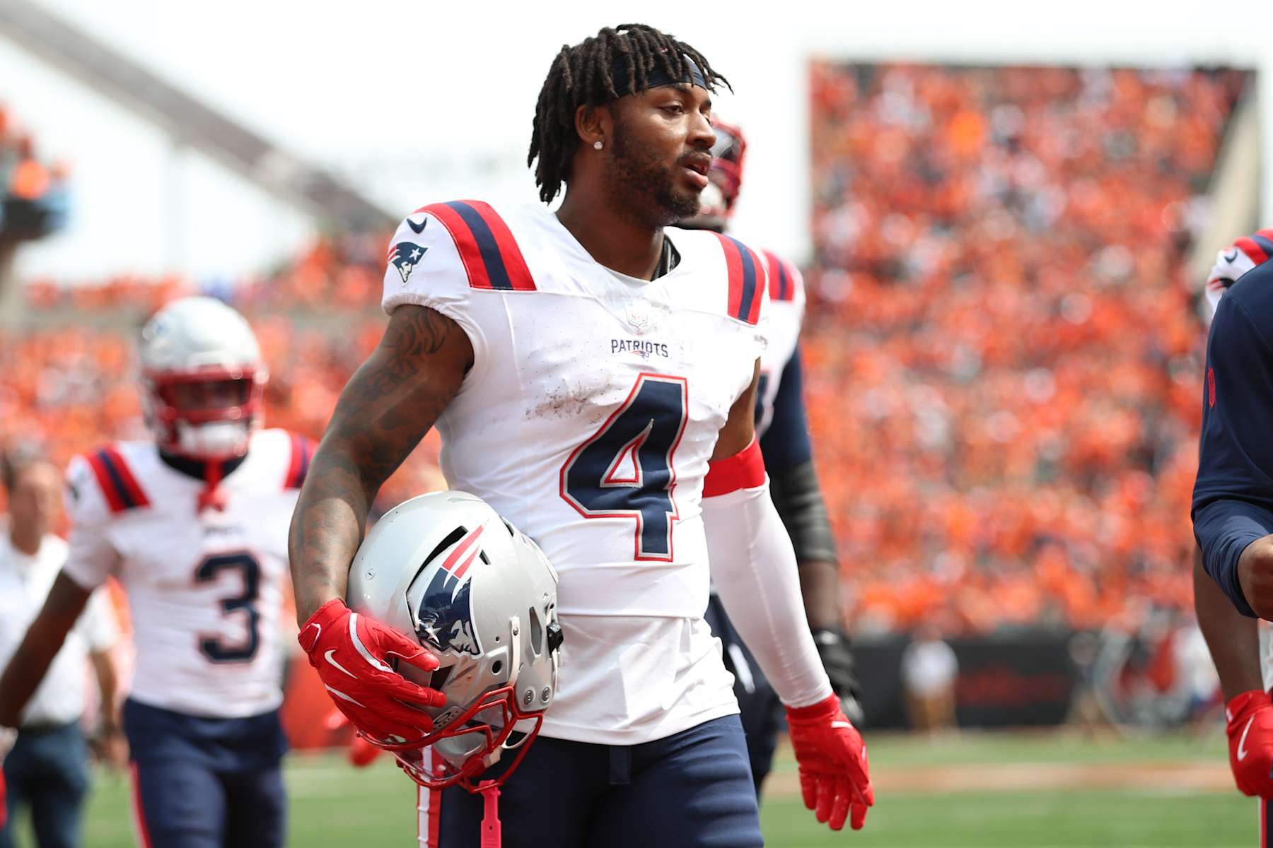 Patriots RB Antonio Gibson