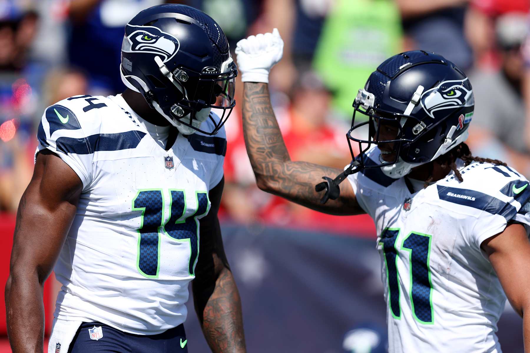 Seahawks WRs D.K. Metcalf (left) and Jaxon Smith-Njigba (right)