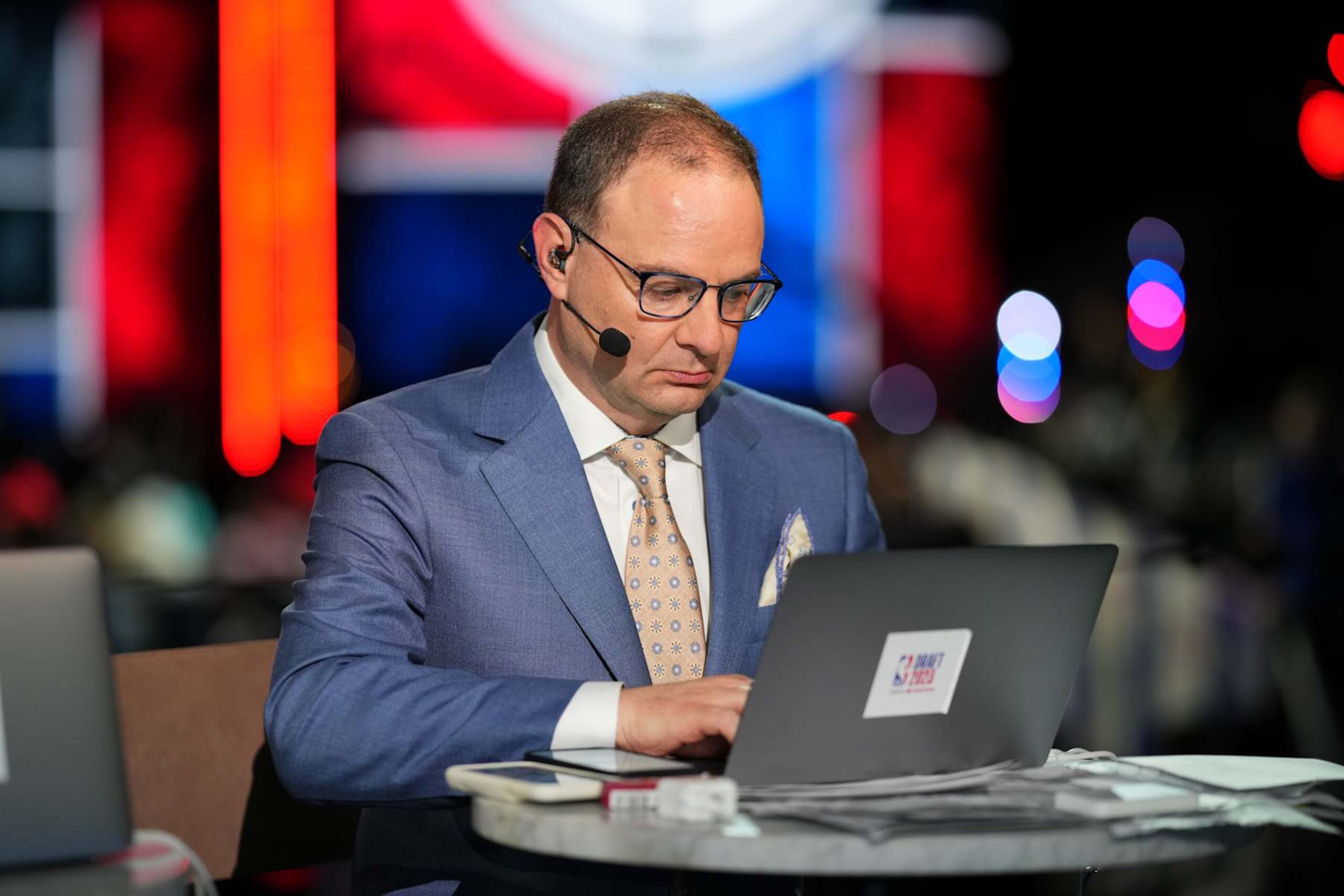 BROOKLYN, NY - JUNE 22: Adrian Wojnarowski looks on during the 2023 NBA Draft on June 22, 2023 at Barclays Center in Brooklyn, New York. NOTE TO USER: User expressly acknowledges and agrees that, by downloading and or using this photograph, User is consenting to the terms and conditions of the Getty Images License Agreement. Mandatory Copyright Notice: Copyright 2023 NBAE (Photo by Evan Yu/NBAE via Getty Images) BROOKLYN, NY - JUNE 22: Adrian Wojnarowski looks on during the 2023 NBA Draft on June 22, 2023 at Barclays Center in Brooklyn, New York. NOTE TO USER: User expressly acknowledges and agrees that, by downloading and or using this photograph, User is consenting to the terms and conditions of the Getty Images License Agreement. Mandatory Copyright Notice: Copyright 2023 NBAE (Photo by Evan Yu/NBAE via Getty Images)