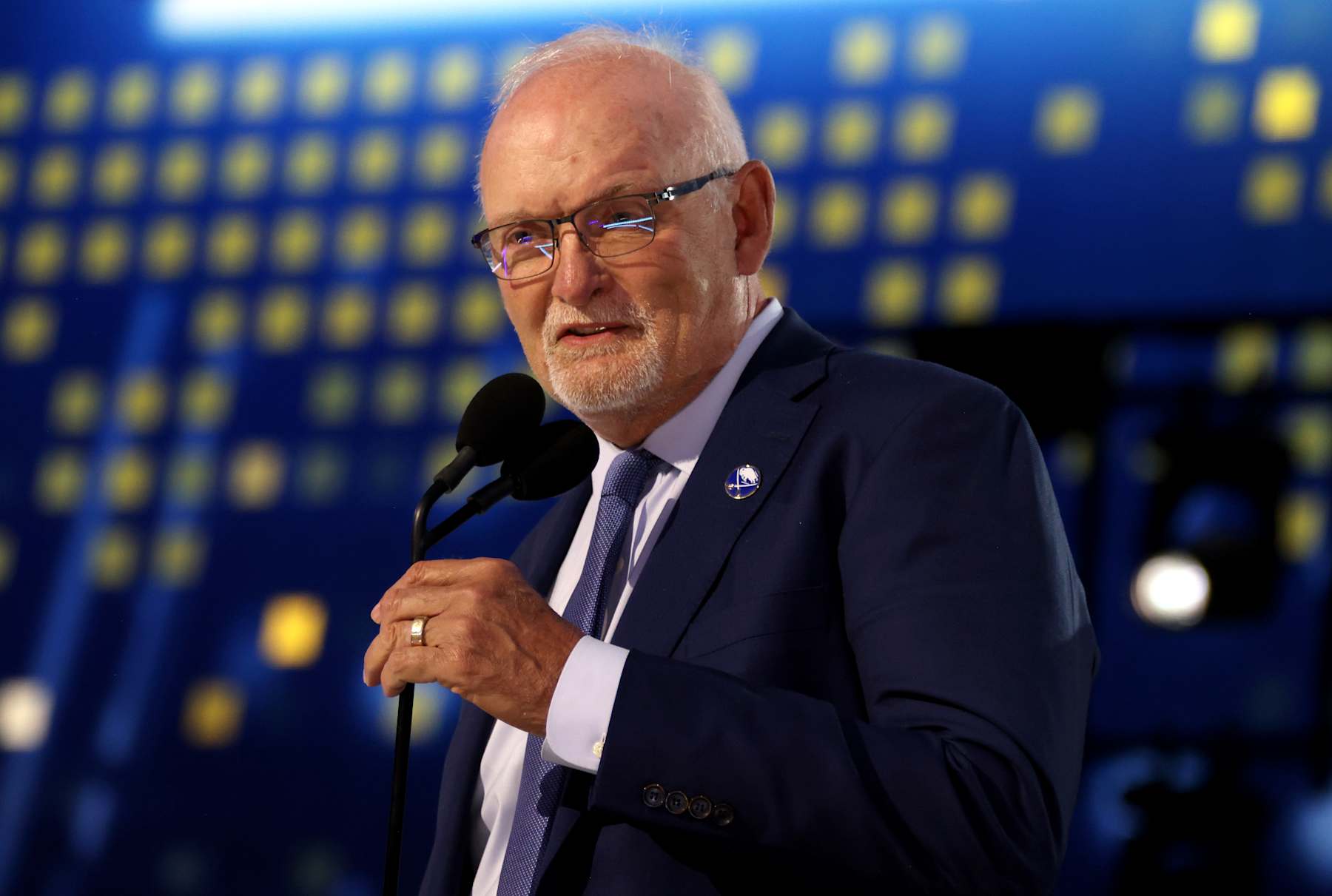 LAS VEGAS, NEVADA - JUNE 28: Head coach Lindy Ruff of the Buffalo Sabres speaks onstage during the first round of the 2024 Upper Deck NHL Draft at Sphere on June 28, 2024 in Las Vegas, Nevada. (Photo by Dave Sandford/NHLI via Getty Images)