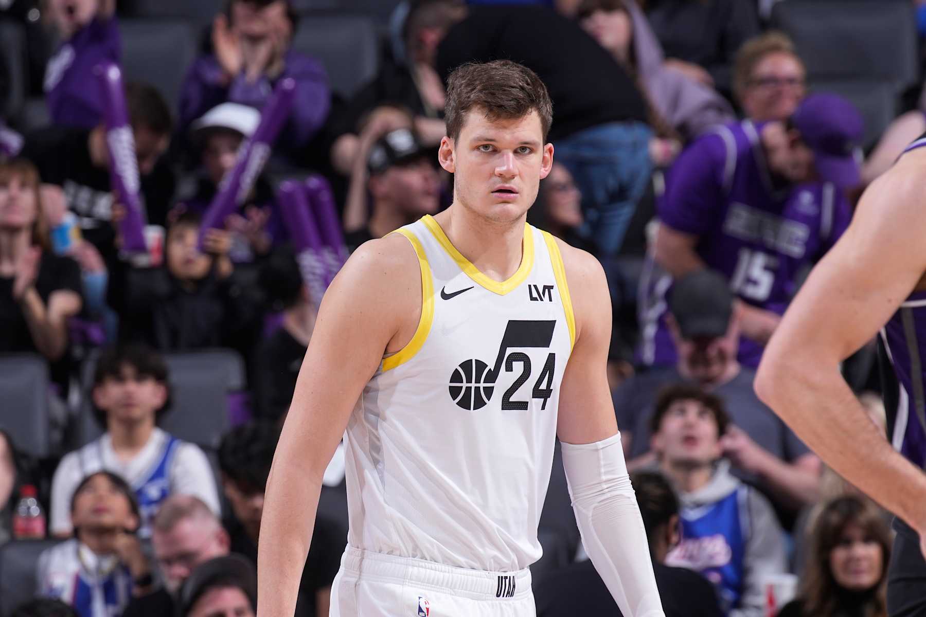 SACRAMENTO, CA - MARCH 31: Walker Kessler #24 of the Utah Jazz looks on during the game against the Sacramento Kings on March 31, 2024 at Golden 1 Center in Sacramento, California. NOTE TO USER: User expressly acknowledges and agrees that, by downloading and or using this photograph, User is consenting to the terms and conditions of the Getty Images Agreement. Mandatory Copyright Notice: Copyright 2024 NBAE (Photo by Rocky Widner/NBAE via Getty Images)