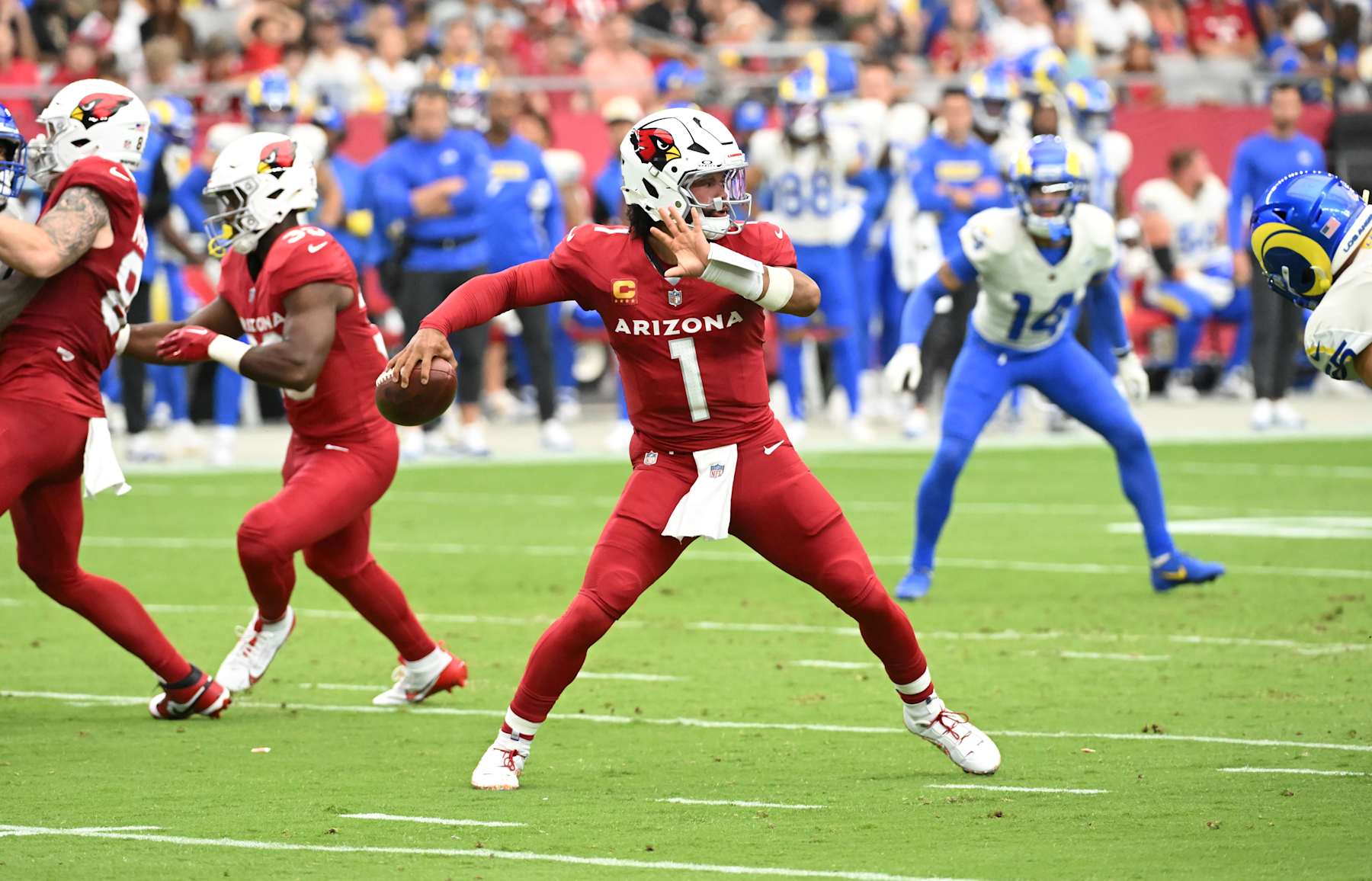 GLENDALE, ARIZONA - SEPTEMBER 15: Kyler Murray #1 of the Arizona Cardinals throws the ball against the Los Angeles Rams at State Farm Stadium on September 15, 2024 in Glendale, Arizona. (Photo by Norm Hall/Getty Images)