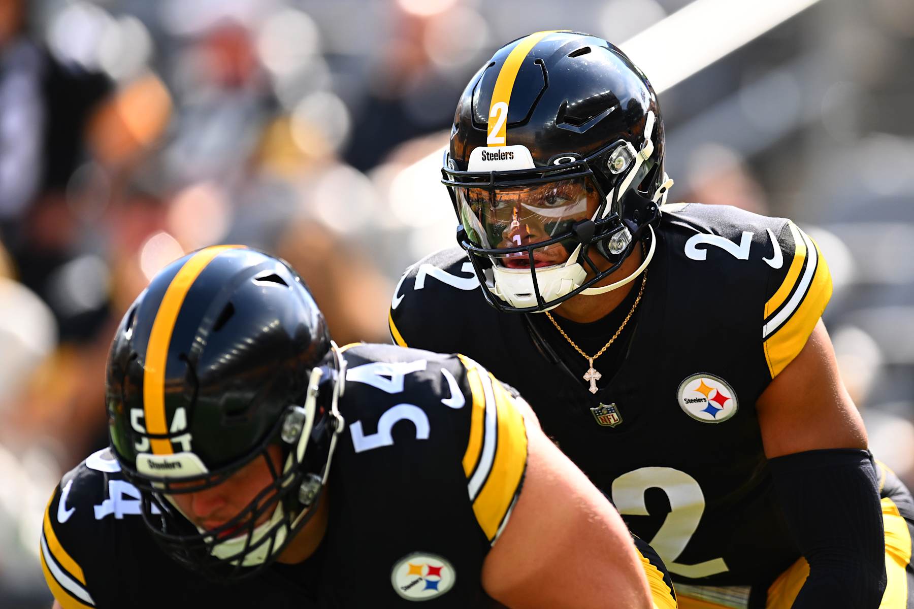 PITTSBURGH, PENNSYLVANIA - SEPTEMBER 22: Quarterback Justin Fields #2 of the Pittsburgh Steelers warms up prior to a game against the Los Angeles Chargers at Acrisure Stadium on September 22, 2024 in Pittsburgh, Pennsylvania. (Photo by Joe Sargent/Getty Images)