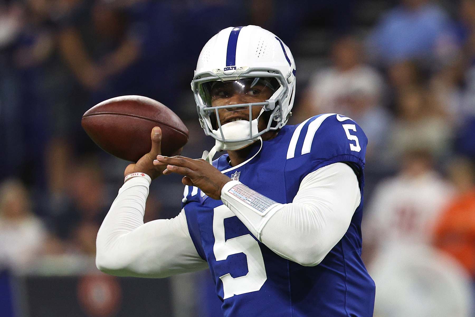 INDIANAPOLIS, INDIANA - SEPTEMBER 22: Quarterback Anthony Richardson #5 of the Indianapolis Colts warms up prior to playing the Chicago Bears at Lucas Oil Stadium on September 22, 2024 in Indianapolis, Indiana. (Photo by Michael Hickey/Getty Images)