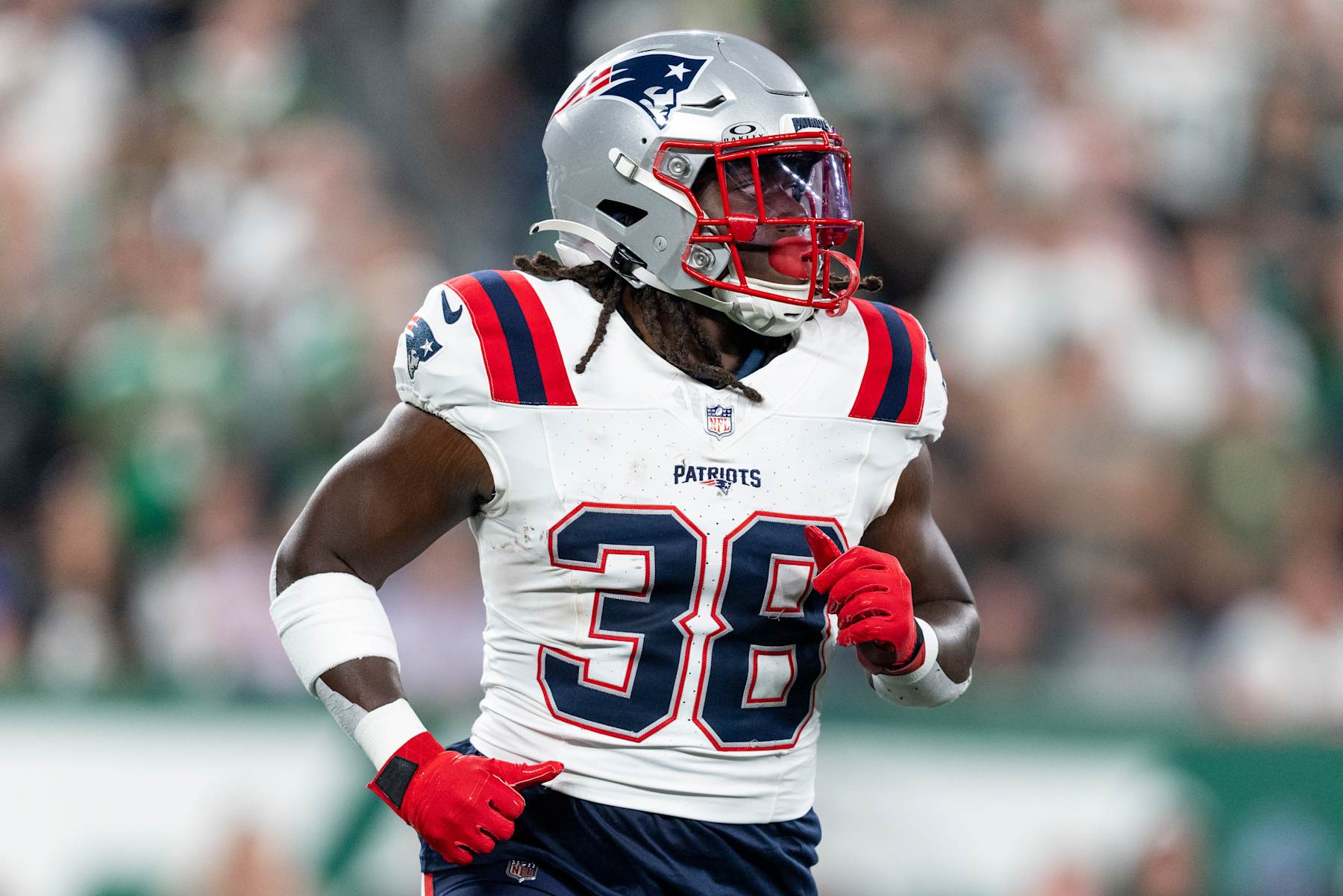 Patriots RB Rhamondre Stevenson