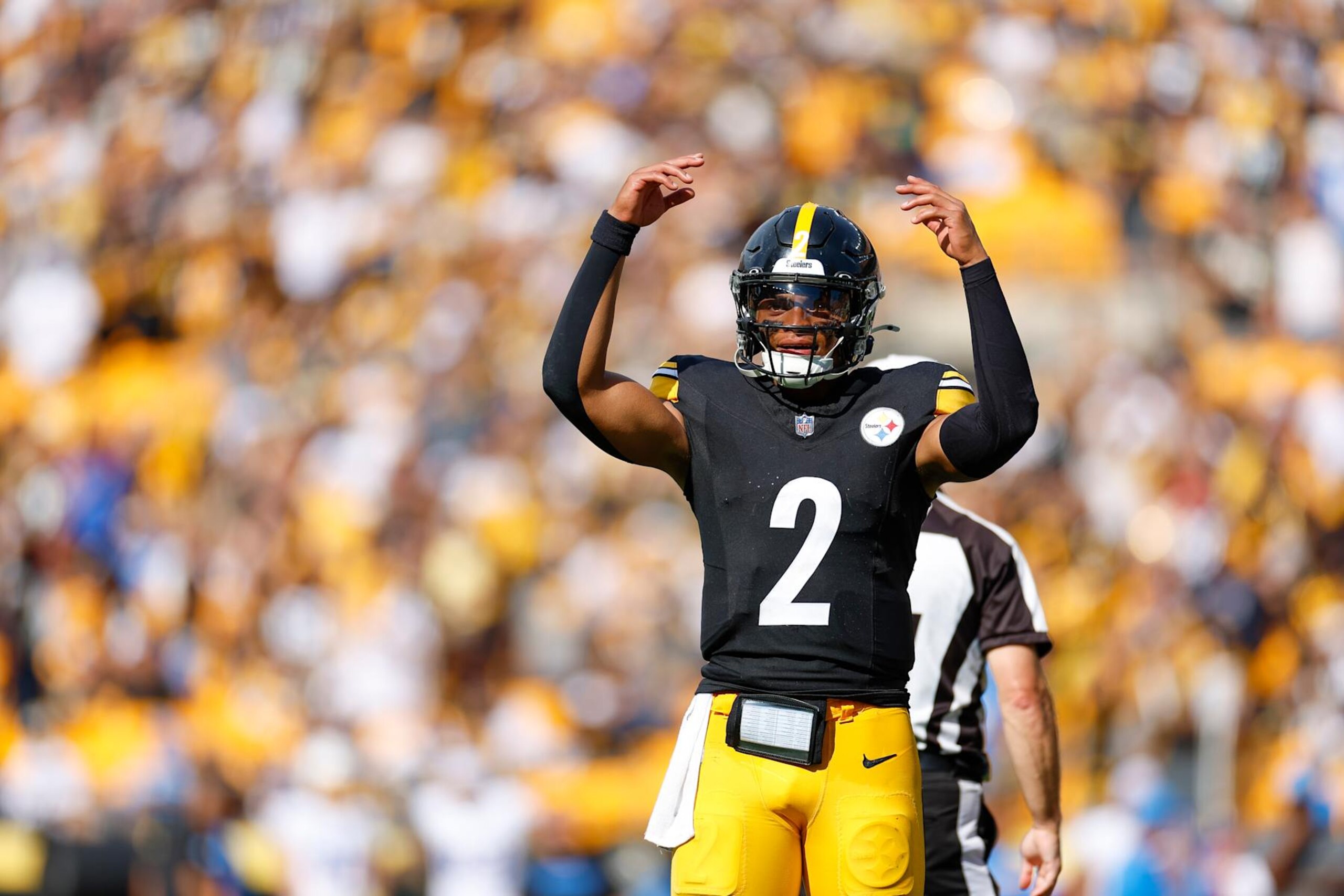 Steelers QB Justin Fields Steelers QB Justin Fields