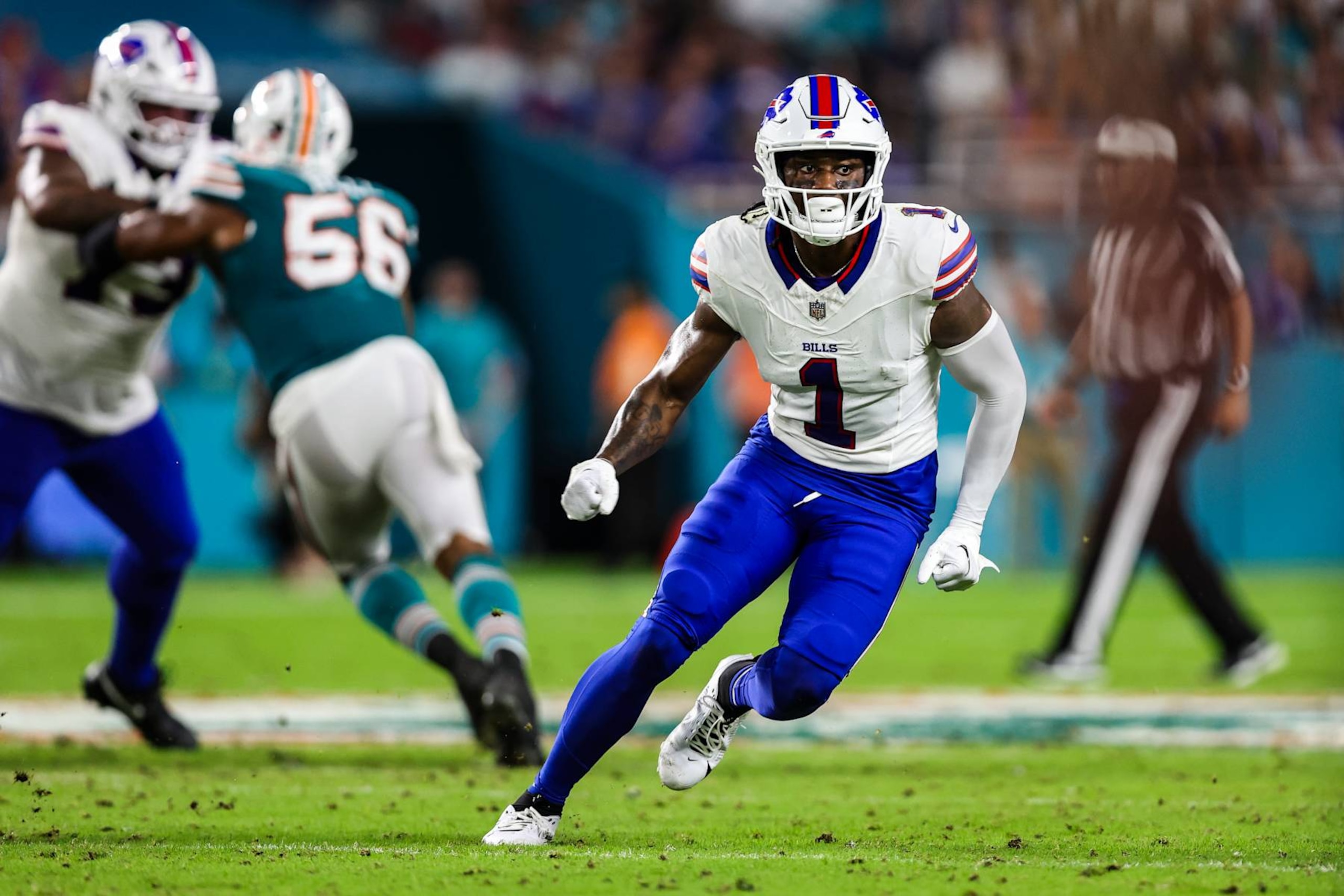 MIAMI GARDENS, FL - SEPTEMBER 12: Curtis Samuel #1 of the Buffalo Bills runs a route during an NFL football game against the Miami Dolphins at Hard Rock Stadium on September 12, 2024 in Miami Gardens, FL. (Photo by Perry Knotts/Getty Images)