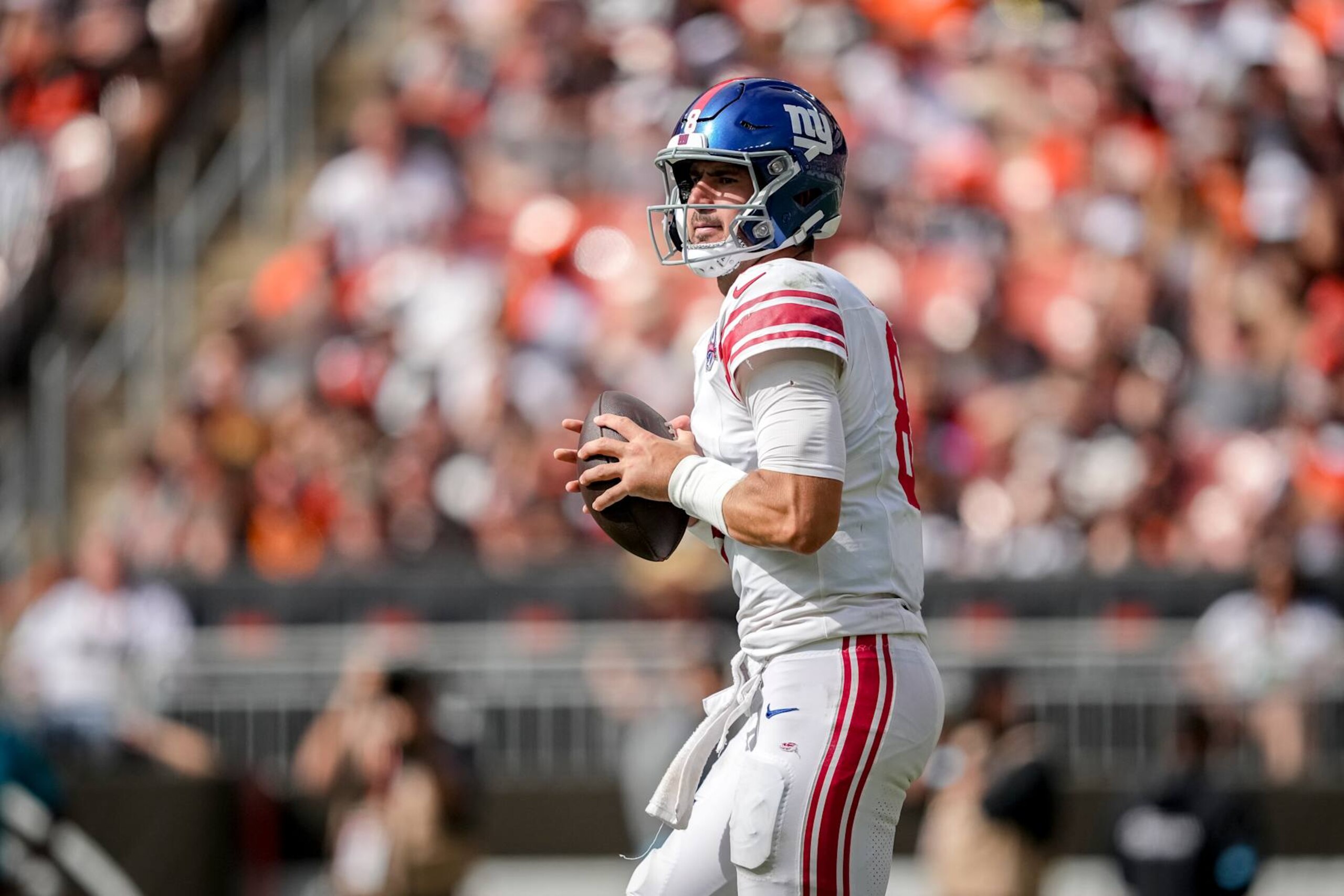 CLEVELAND, OHIO - SEPTEMBER 22: Daniel Jones #8 of the New York Giants looks to pass the ball against the Cleveland Browns at Huntington Bank Field on September 22, 2024 in Cleveland, Ohio. (Photo by Nic Antaya/Getty Images)