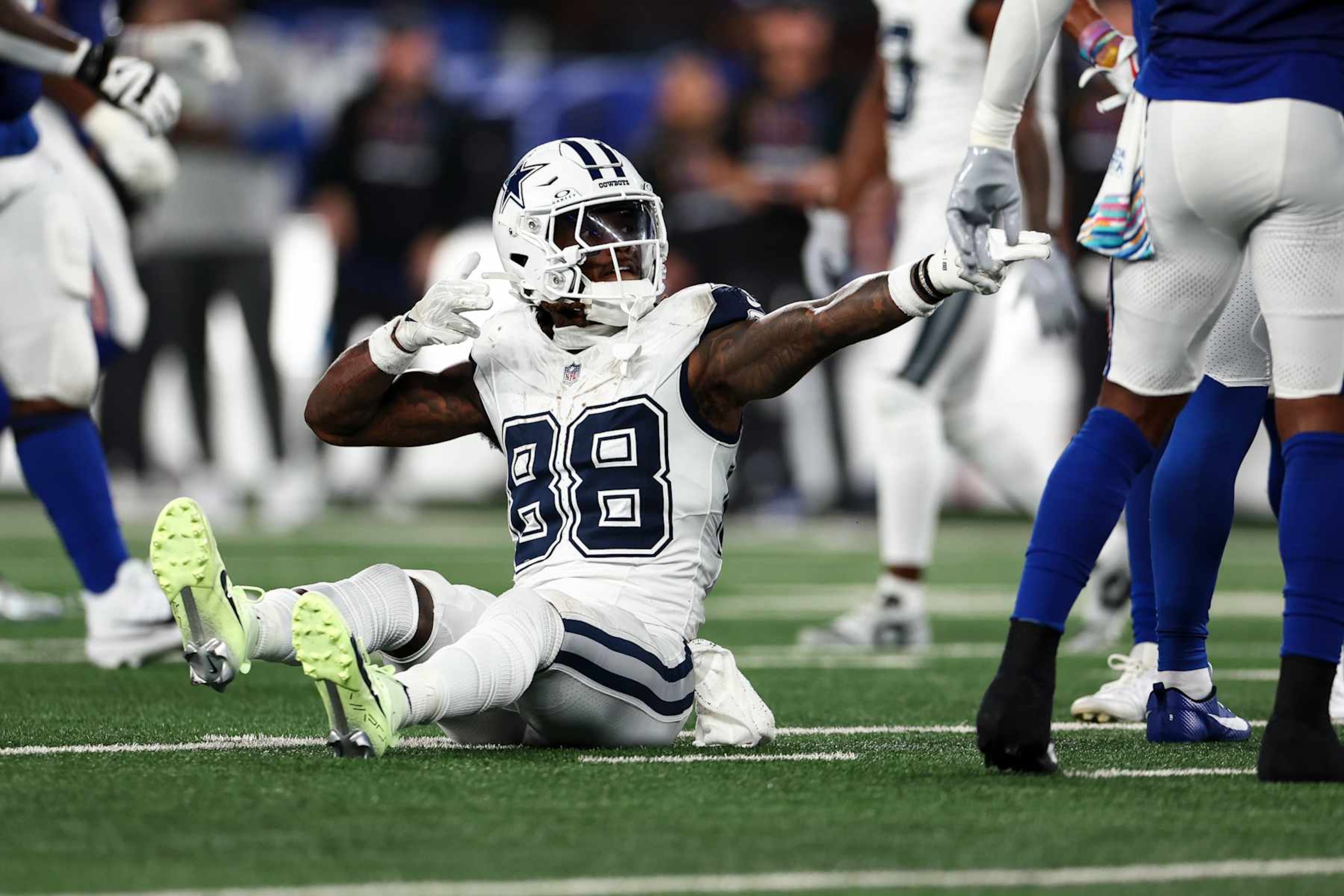 EAST RUTHERFORD, NJ - SEPTEMBER 26: CeeDee Lamb #88 of the Dallas Cowboys celebrates after a play during the first quarter of an NFL football game against the New York Giants at MetLife Stadium on September 26, 2024 in East Rutherford, New Jersey. (Photo by Kevin Sabitus/Getty Images)